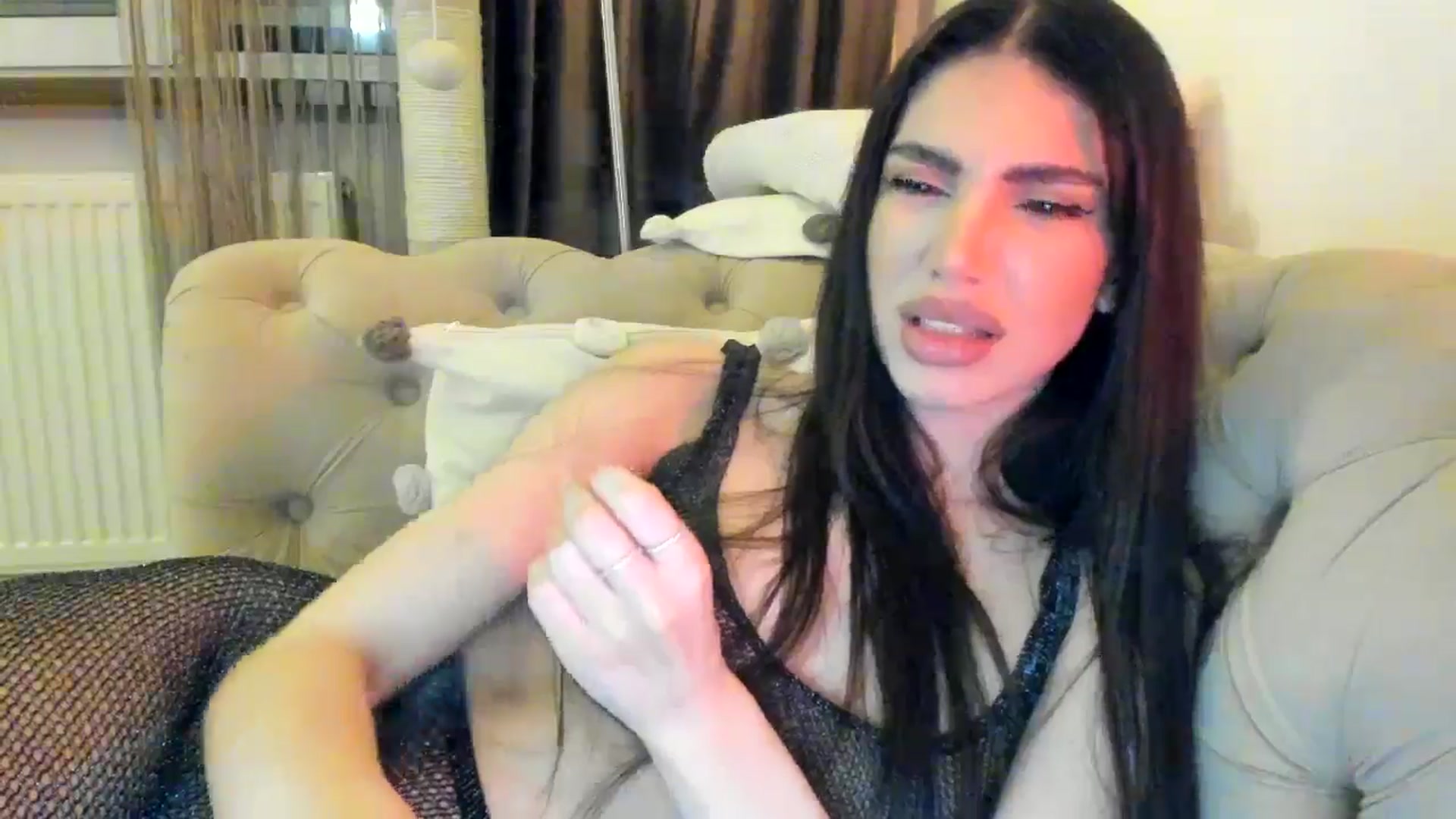 Gallery image thumbnail from SashaLopez's myfreecams stream on, 12/01/2024, 21:42 image 3 of 20