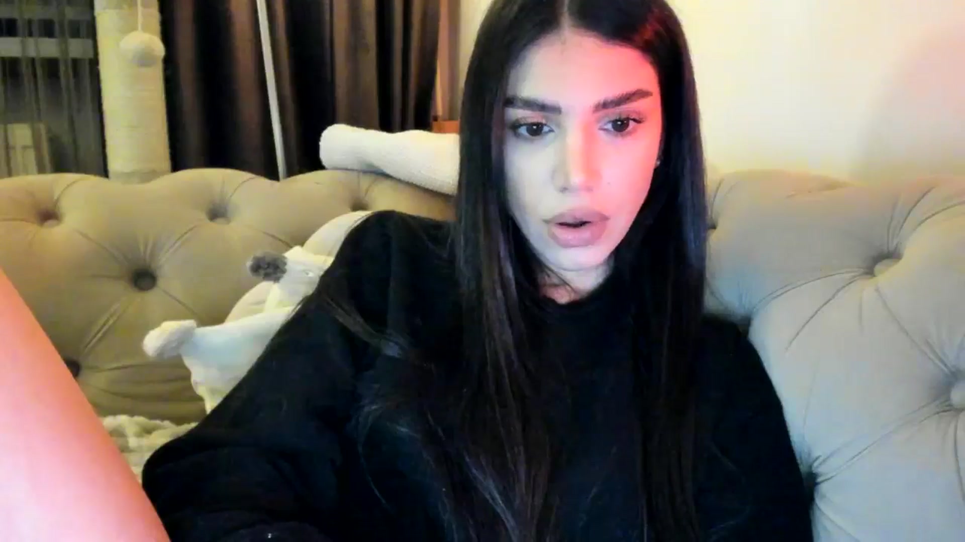 Gallery image thumbnail from SashaLopez's myfreecams stream on, 12/02/2024, 23:50 image 7 of 20