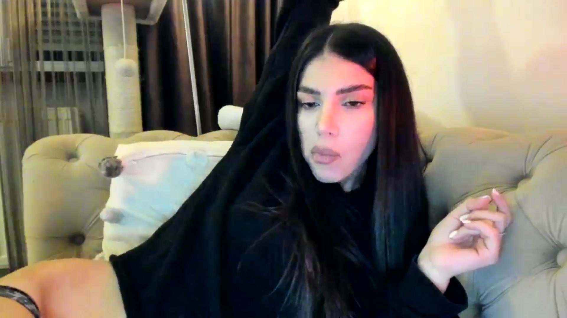 Gallery image thumbnail from SashaLopez's myfreecams stream on, 12/02/2024, 23:50 image 12 of 20