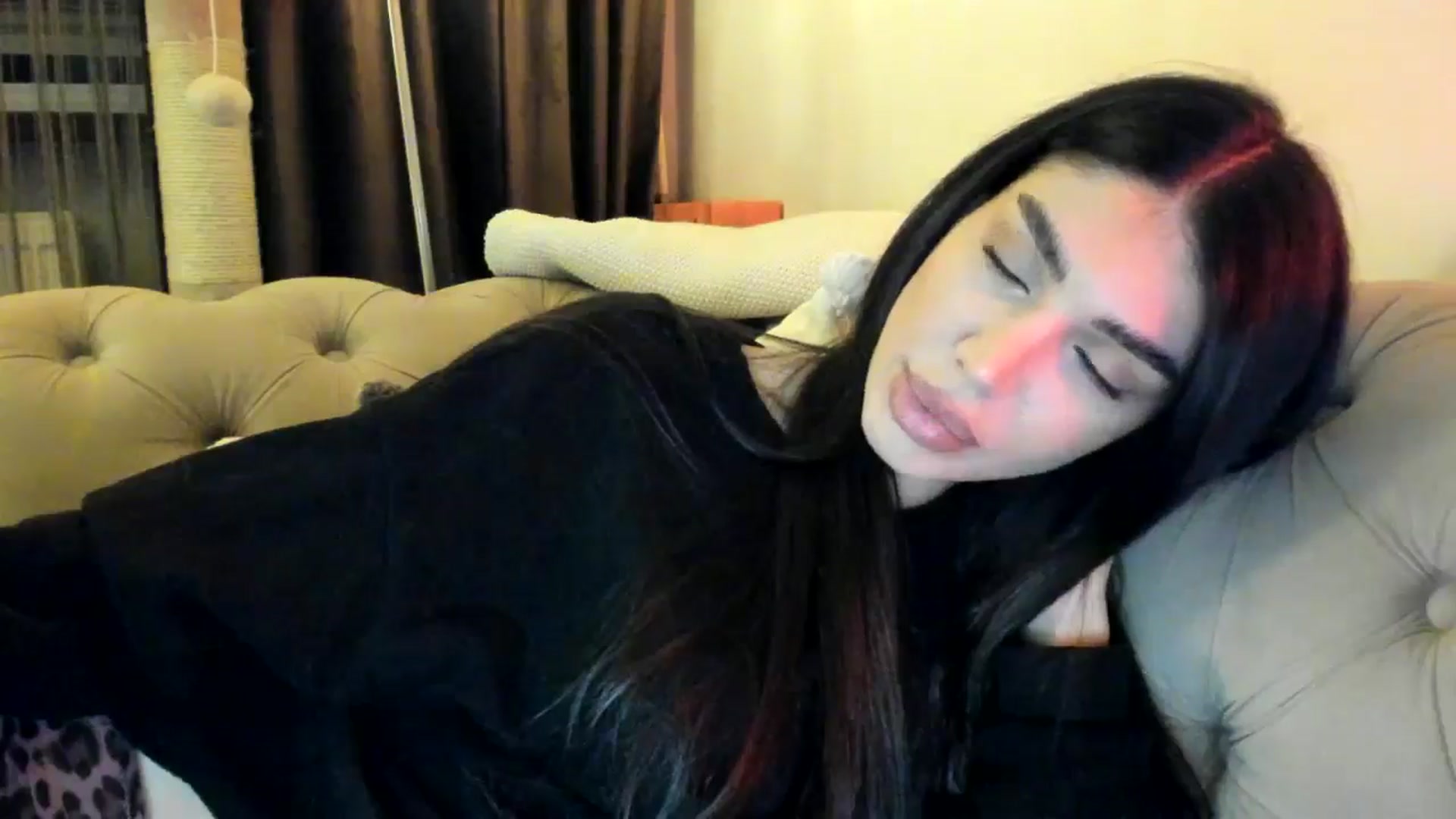 Gallery image thumbnail from SashaLopez's myfreecams stream on, 12/02/2024, 23:50 image 6 of 20