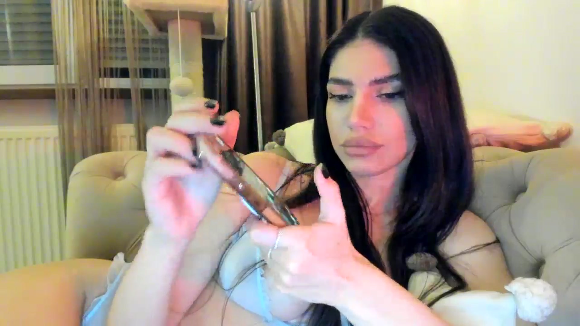 Gallery image thumbnail from SashaLopez's myfreecams stream on, 12/08/2024, 23:49 image 12 of 20