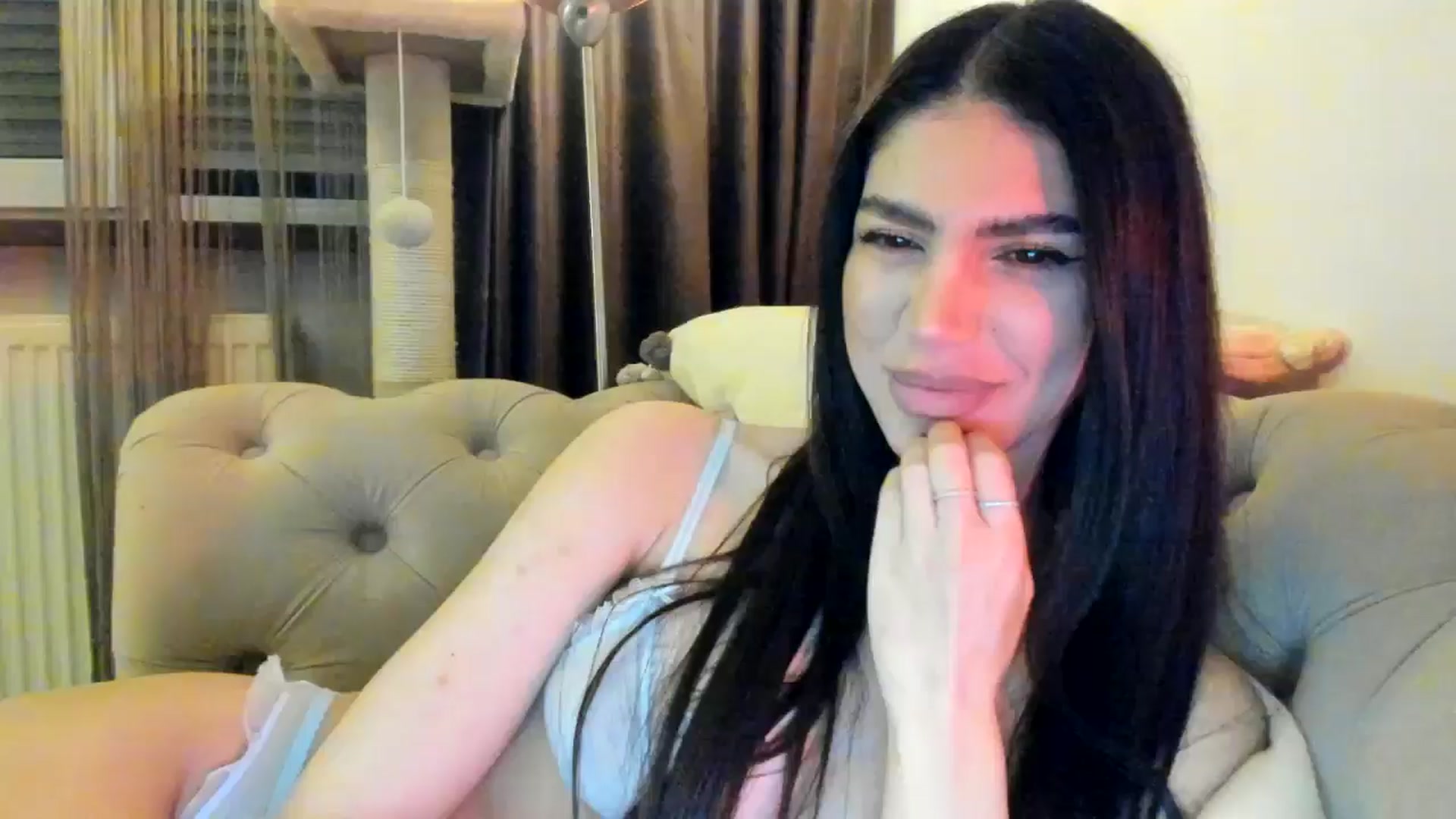Gallery image thumbnail from SashaLopez's myfreecams stream on, 12/08/2024, 23:49 image 16 of 20