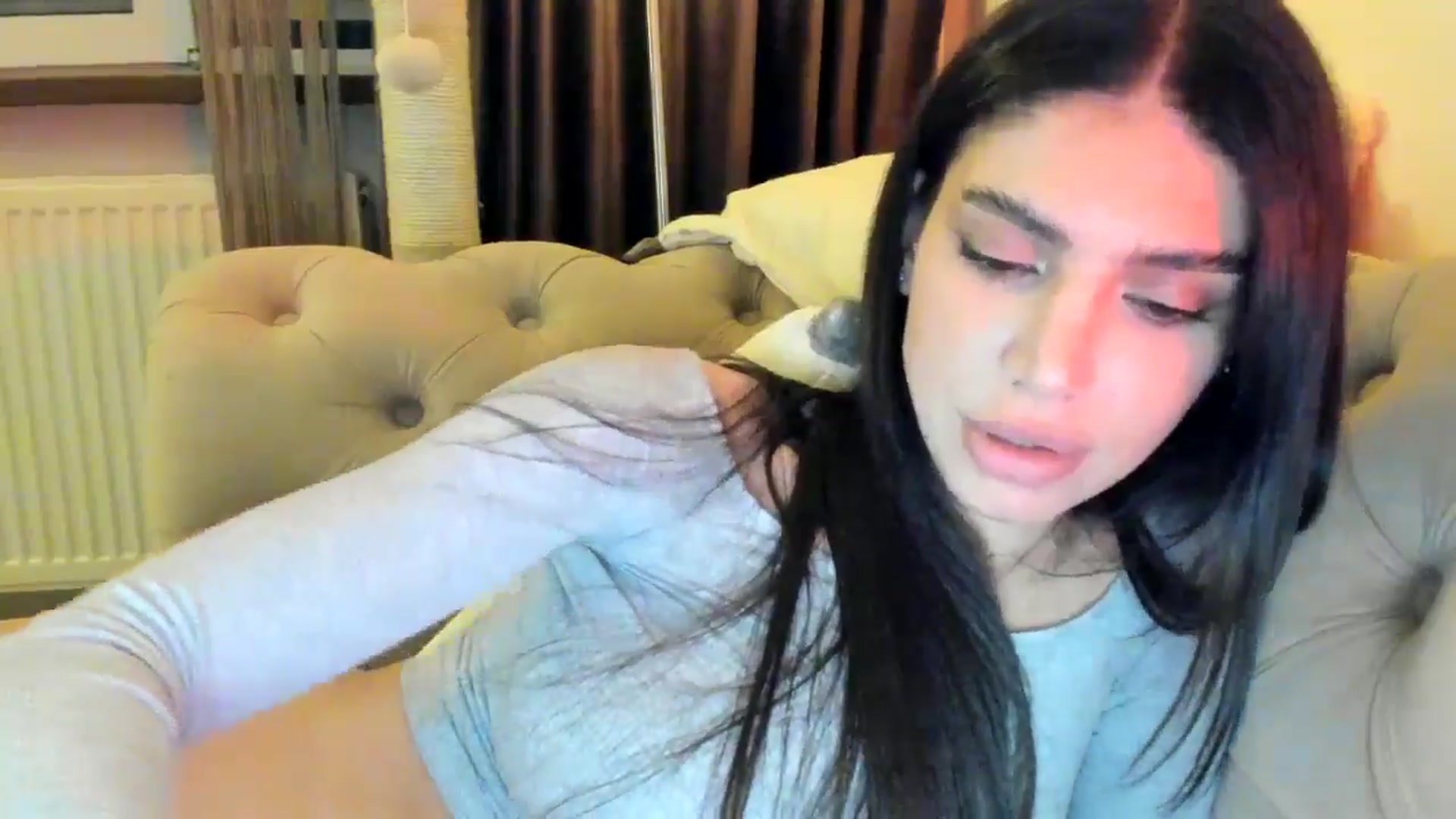 Gallery image thumbnail from SashaLopez's myfreecams stream on, 12/14/2024, 23:23 image 17 of 20
