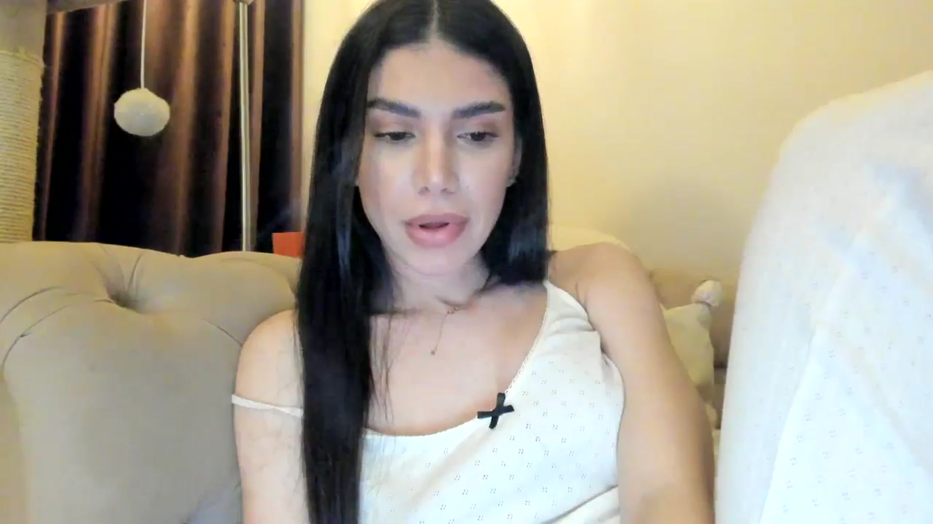 Gallery image thumbnail from SashaLopez's myfreecams stream on, 12/18/2024, 22:48 image 18 of 20