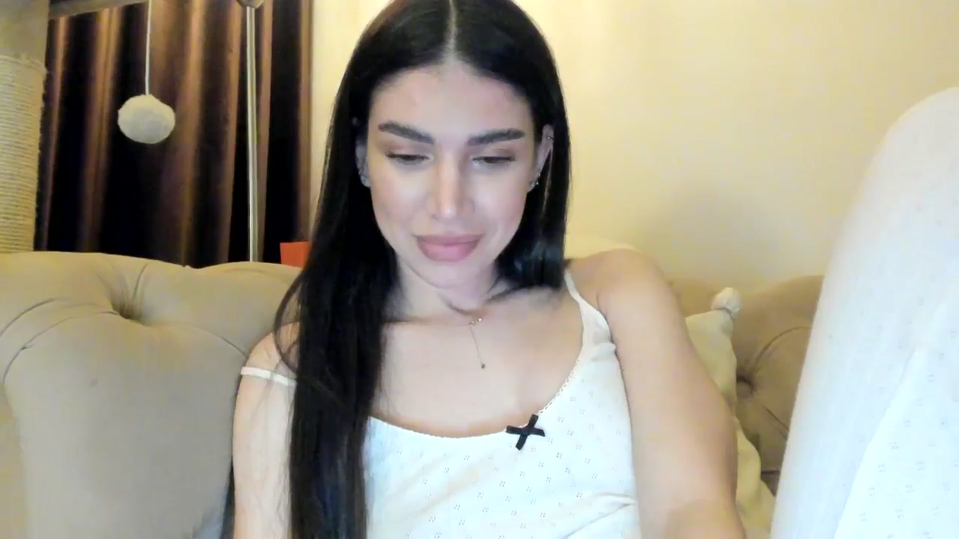 Gallery image thumbnail from SashaLopez's myfreecams stream on, 12/18/2024, 22:48 image 15 of 20