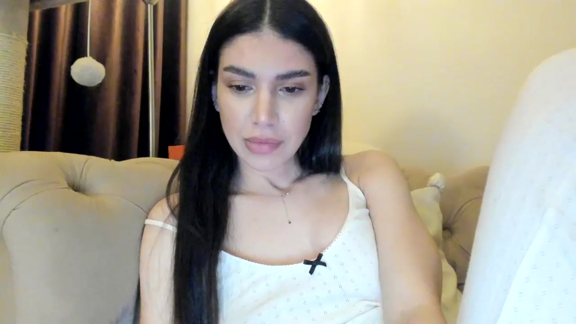Gallery image thumbnail from SashaLopez's myfreecams stream on, 12/18/2024, 22:48 image 14 of 20