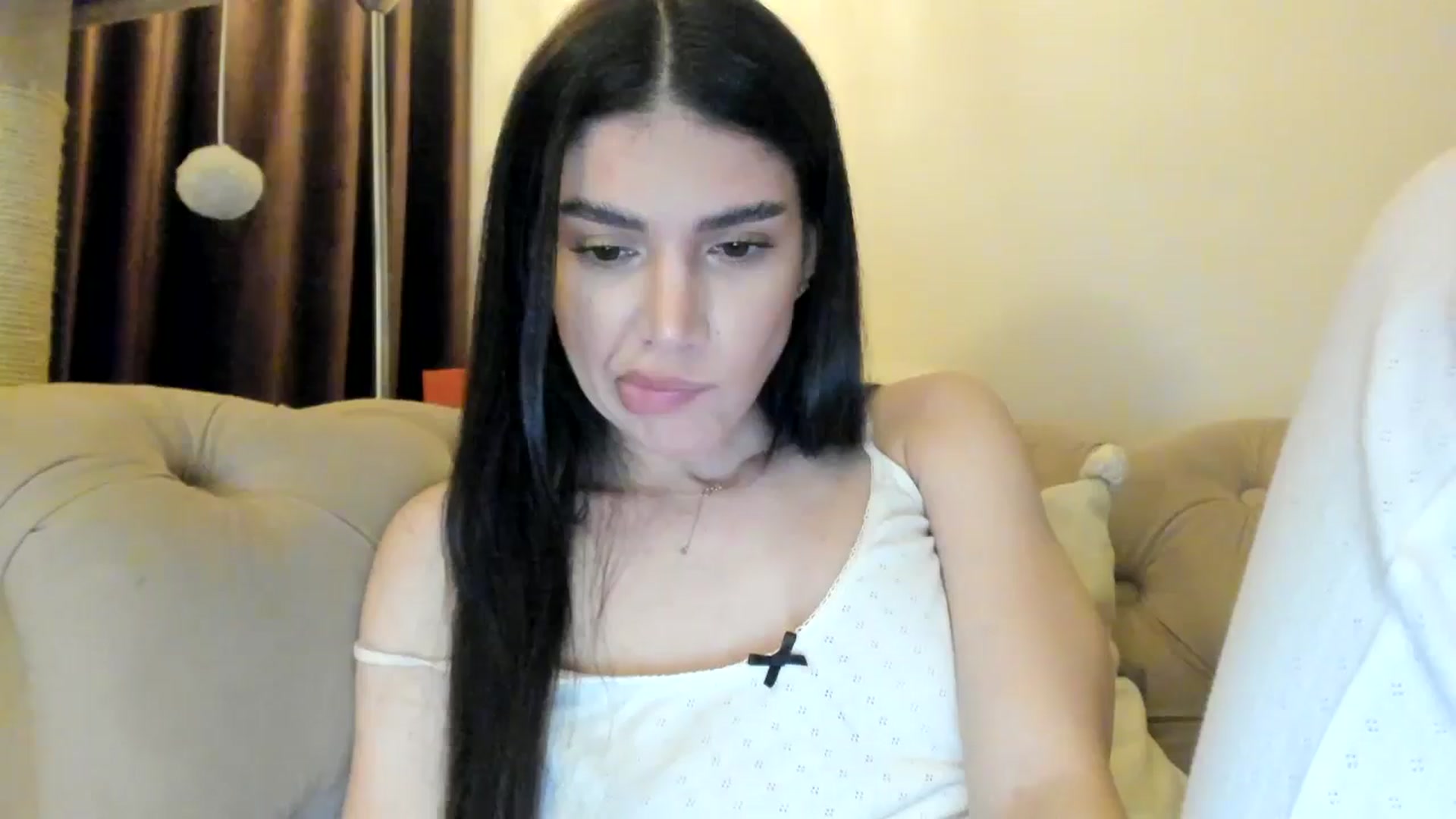 Gallery image thumbnail from SashaLopez's myfreecams stream on, 12/18/2024, 22:48 image 19 of 20