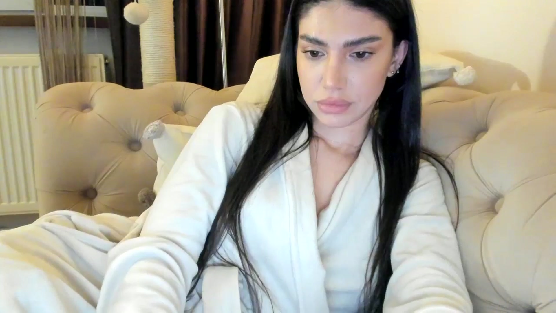 Gallery image thumbnail from SashaLopez's myfreecams stream on, 12/24/2024, 01:12 image 4 of 20