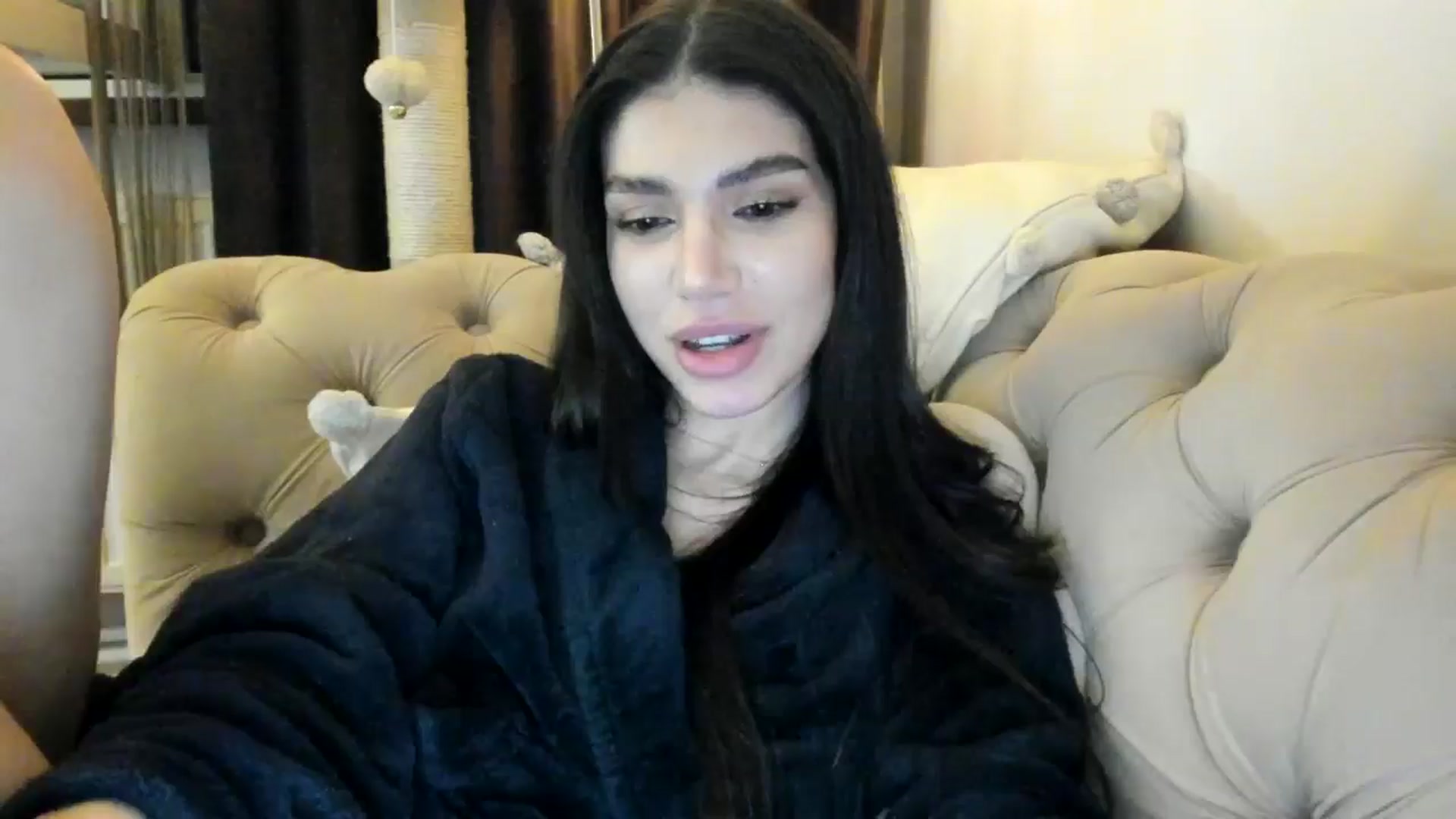 Gallery image thumbnail from SashaLopez's myfreecams stream on, 12/31/2024, 24:59 image 14 of 20