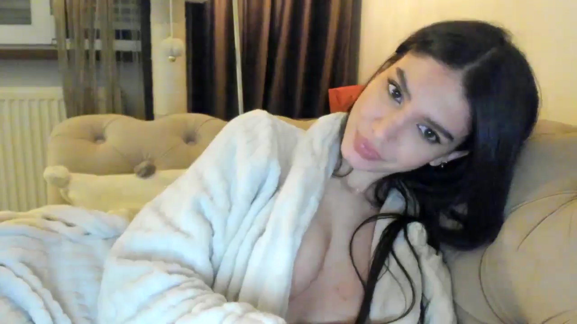 Gallery image thumbnail from SashaLopez's myfreecams stream on, 01/09/2025, 24:55 image 3 of 20