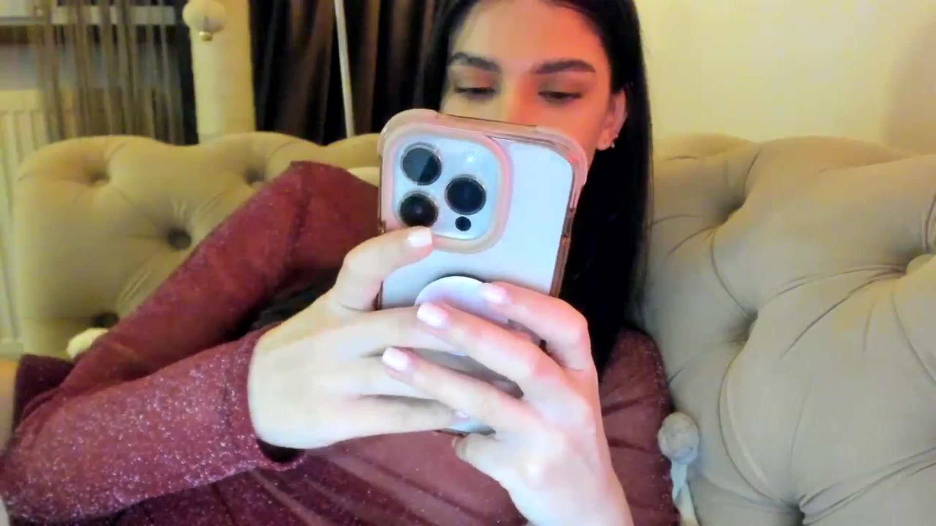 Gallery image thumbnail from SashaLopez's myfreecams stream on, 01/09/2025, 22:47 image 15 of 20