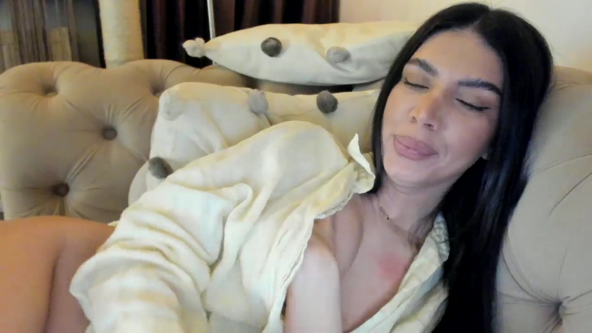 Gallery image thumbnail from SashaLopez's myfreecams stream on, 01/14/2025, 21:33 image 16 of 20