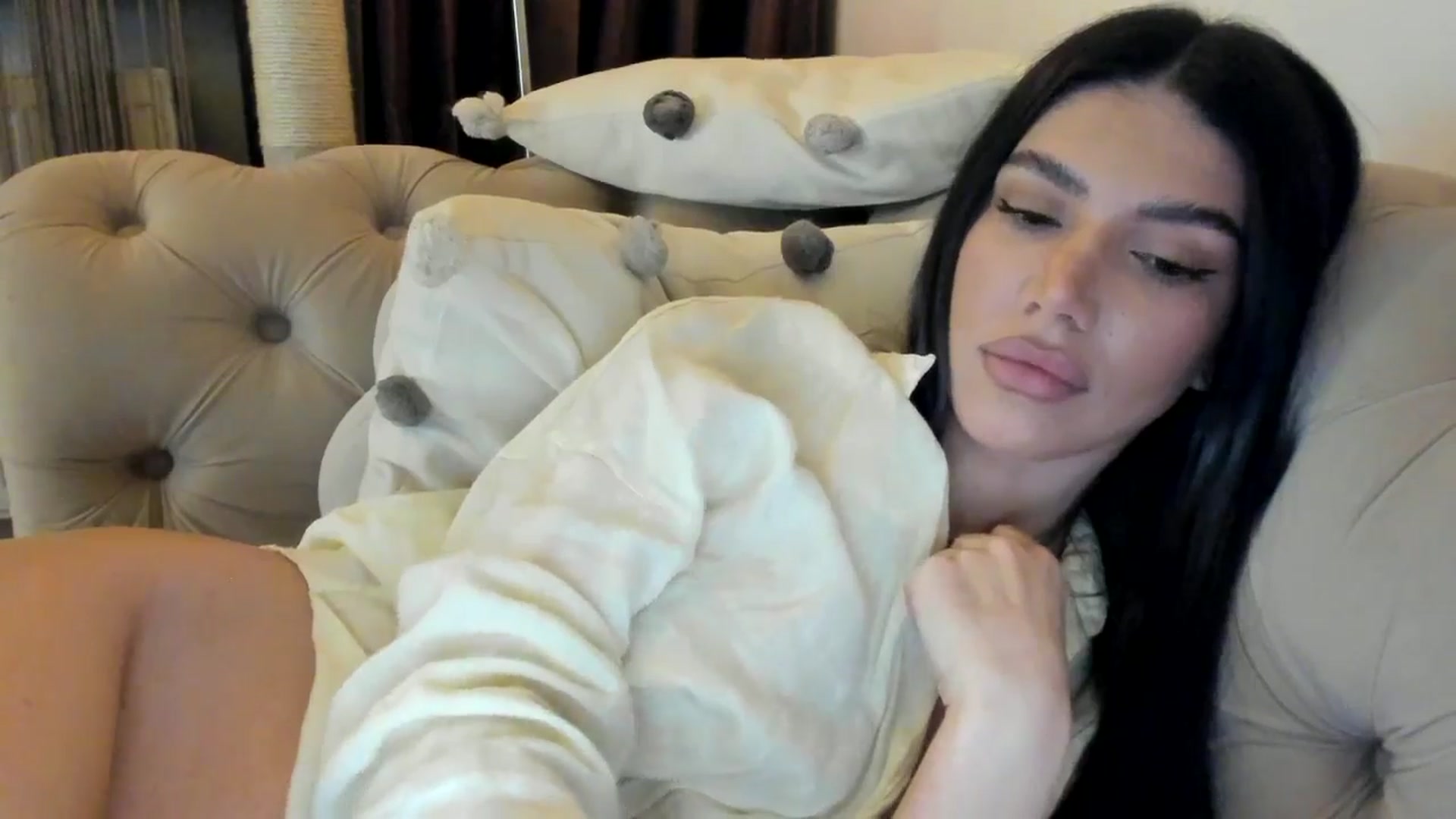 Gallery image thumbnail from SashaLopez's myfreecams stream on, 01/14/2025, 21:33 image 13 of 20