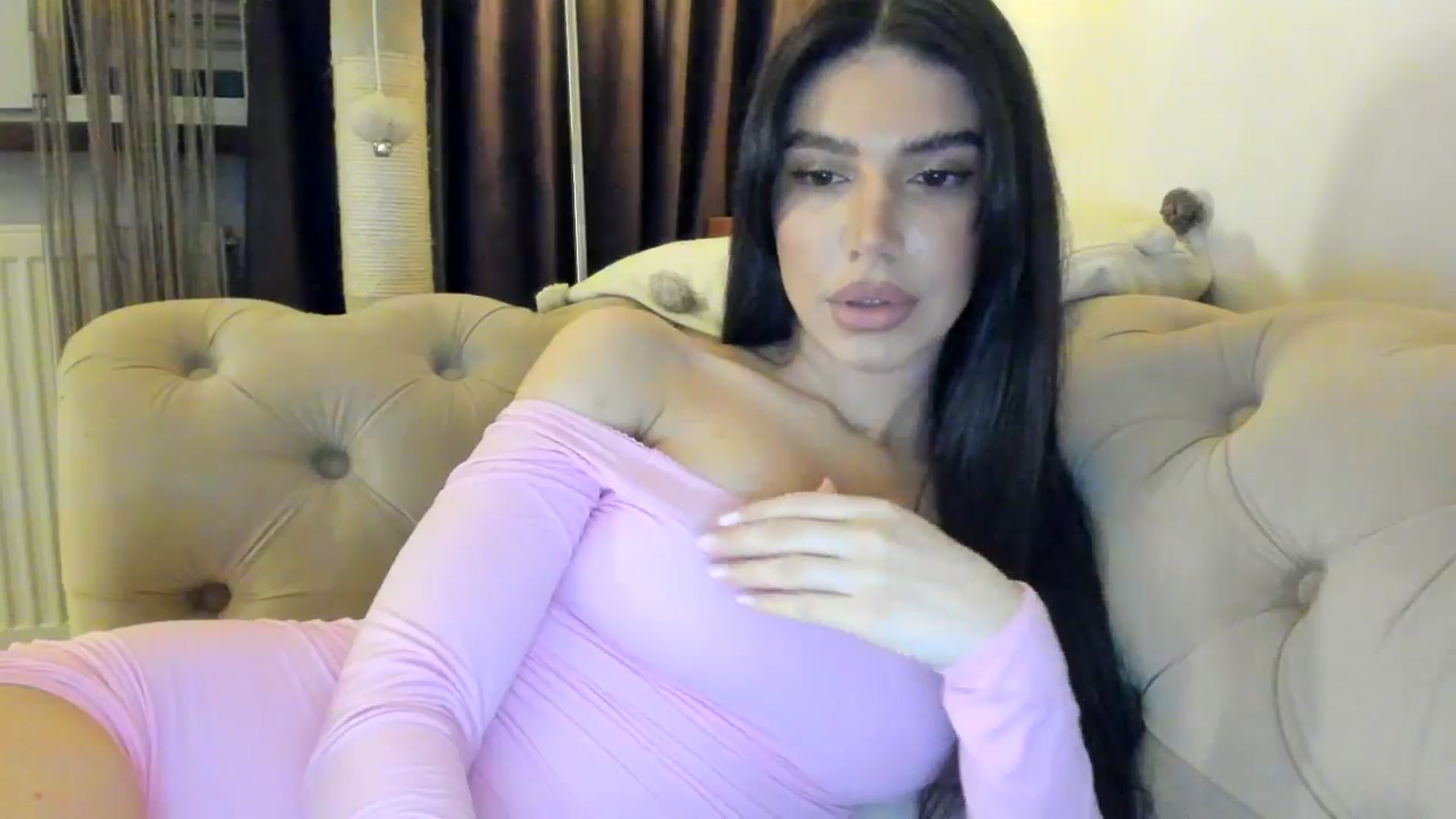 Gallery image thumbnail from SashaLopez's myfreecams stream on, 01/23/2025, 22:21 image 2 of 20