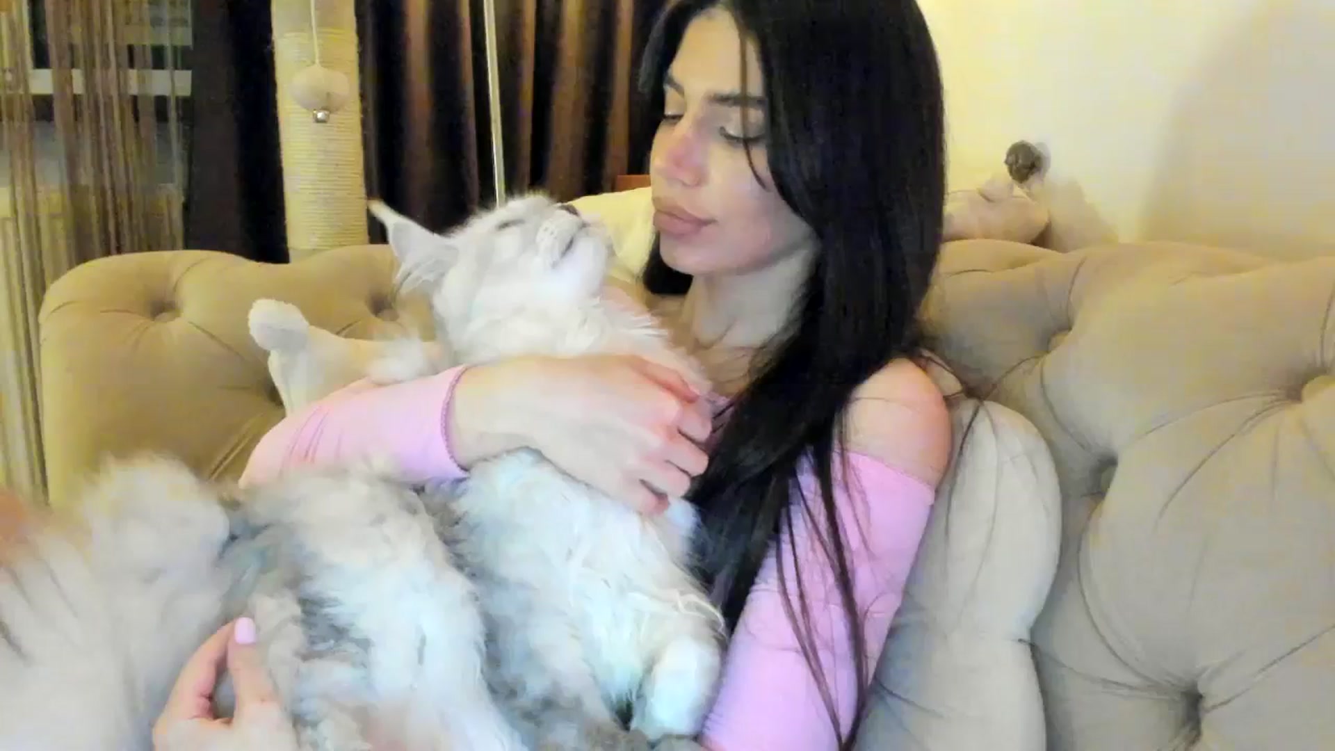 Gallery image thumbnail from SashaLopez's myfreecams stream on, 01/23/2025, 22:56 image 2 of 20