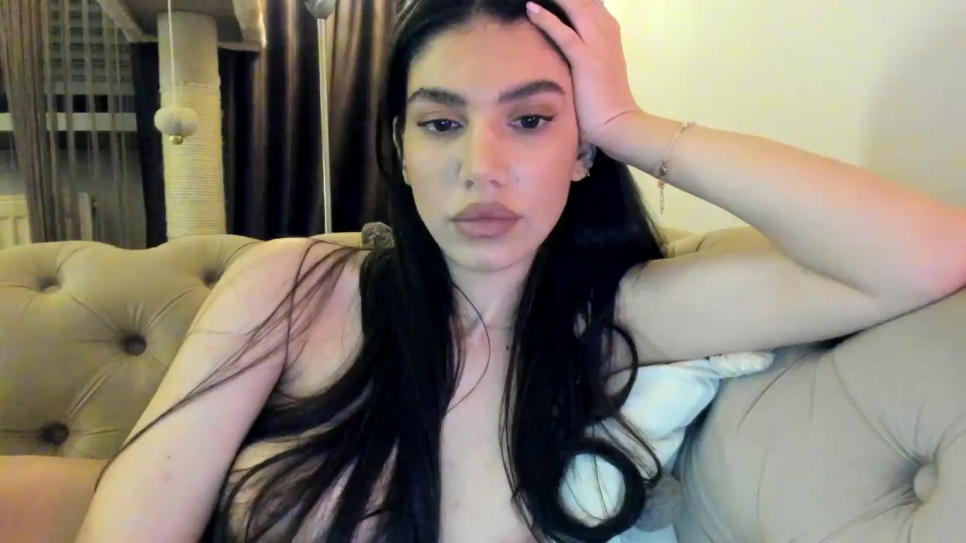 Gallery image thumbnail from SashaLopez's myfreecams stream on, 01/26/2025, 23:27 image 17 of 20