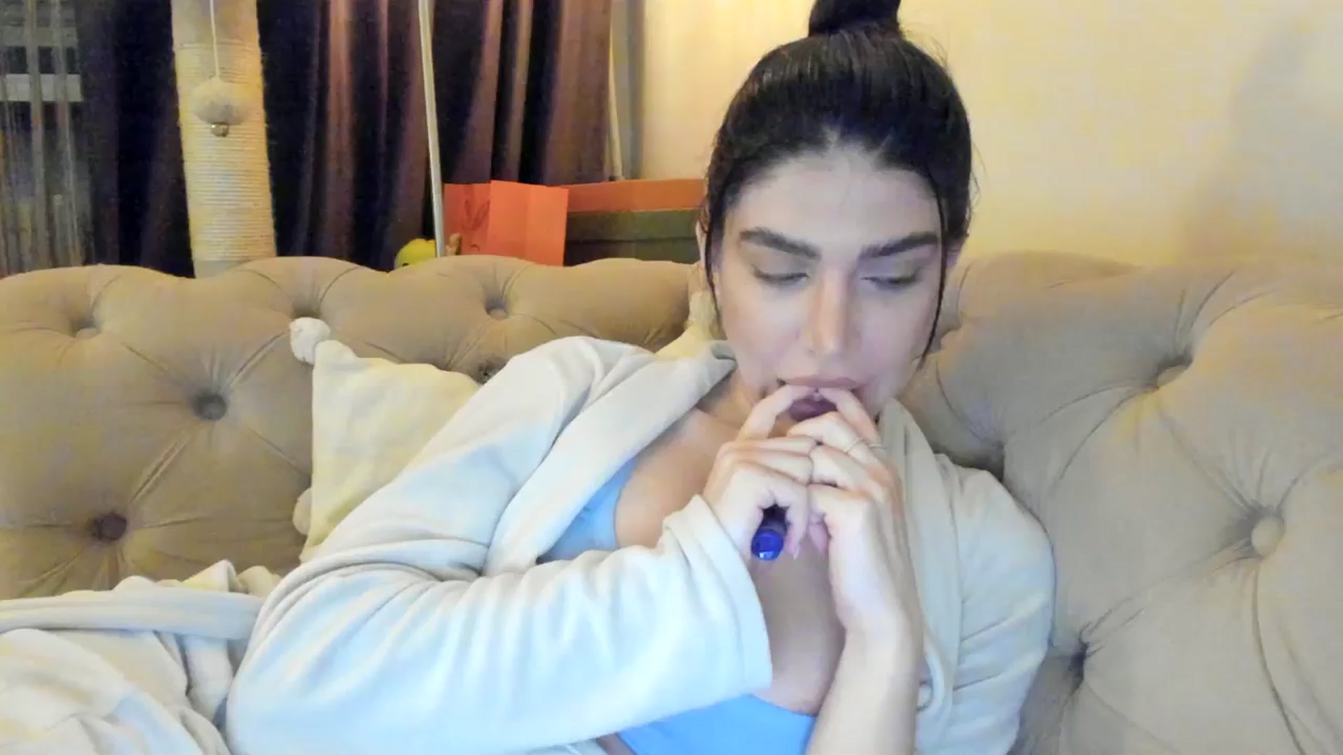 Gallery image thumbnail from SashaLopez's myfreecams stream on, 02/03/2025, 22:30 image 19 of 20