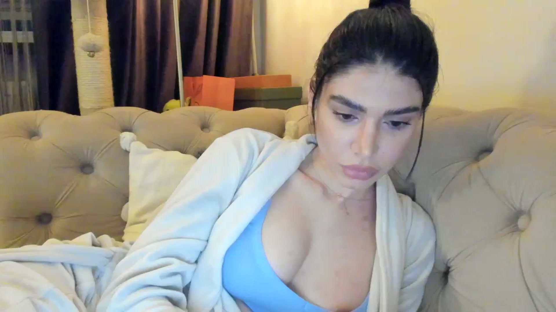 Gallery image thumbnail from SashaLopez's myfreecams stream on, 02/03/2025, 22:30 image 16 of 20