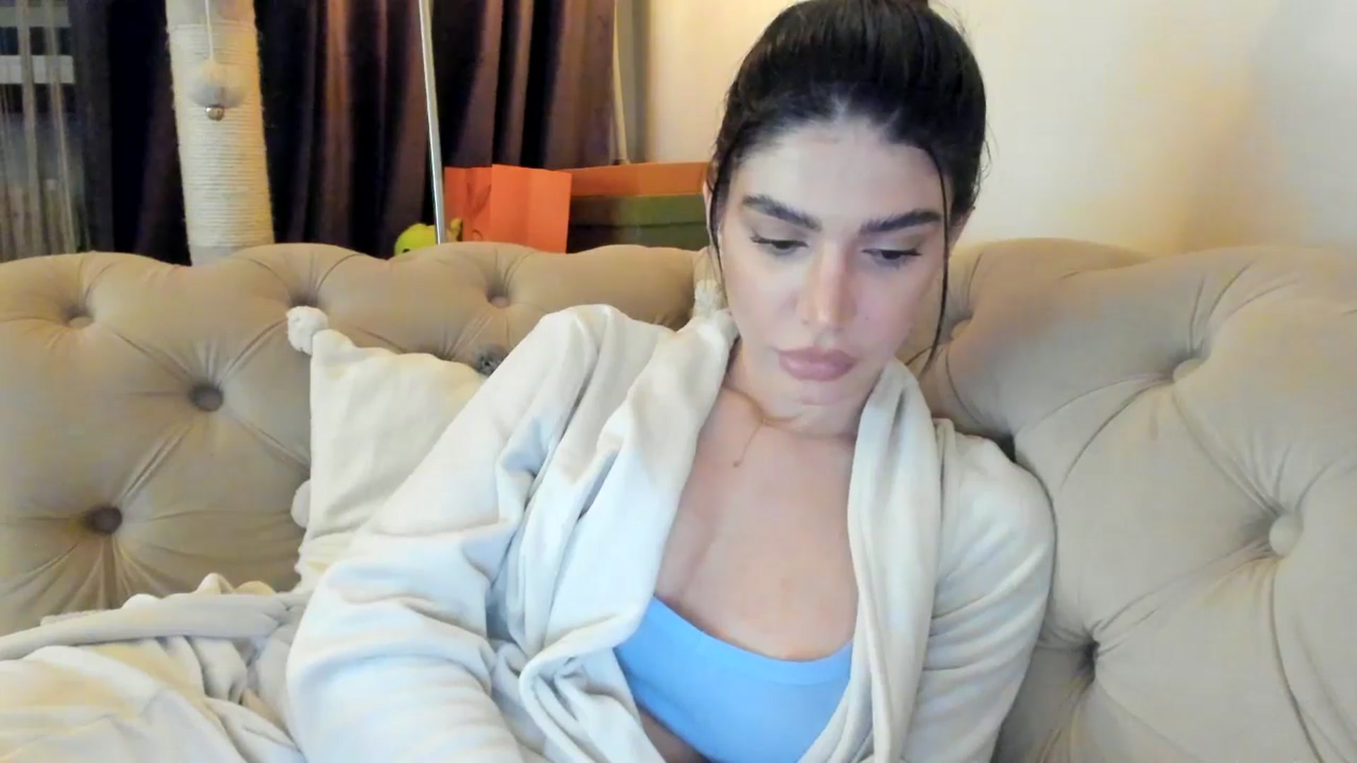 Gallery image thumbnail from SashaLopez's myfreecams stream on, 02/03/2025, 22:30 image 6 of 20