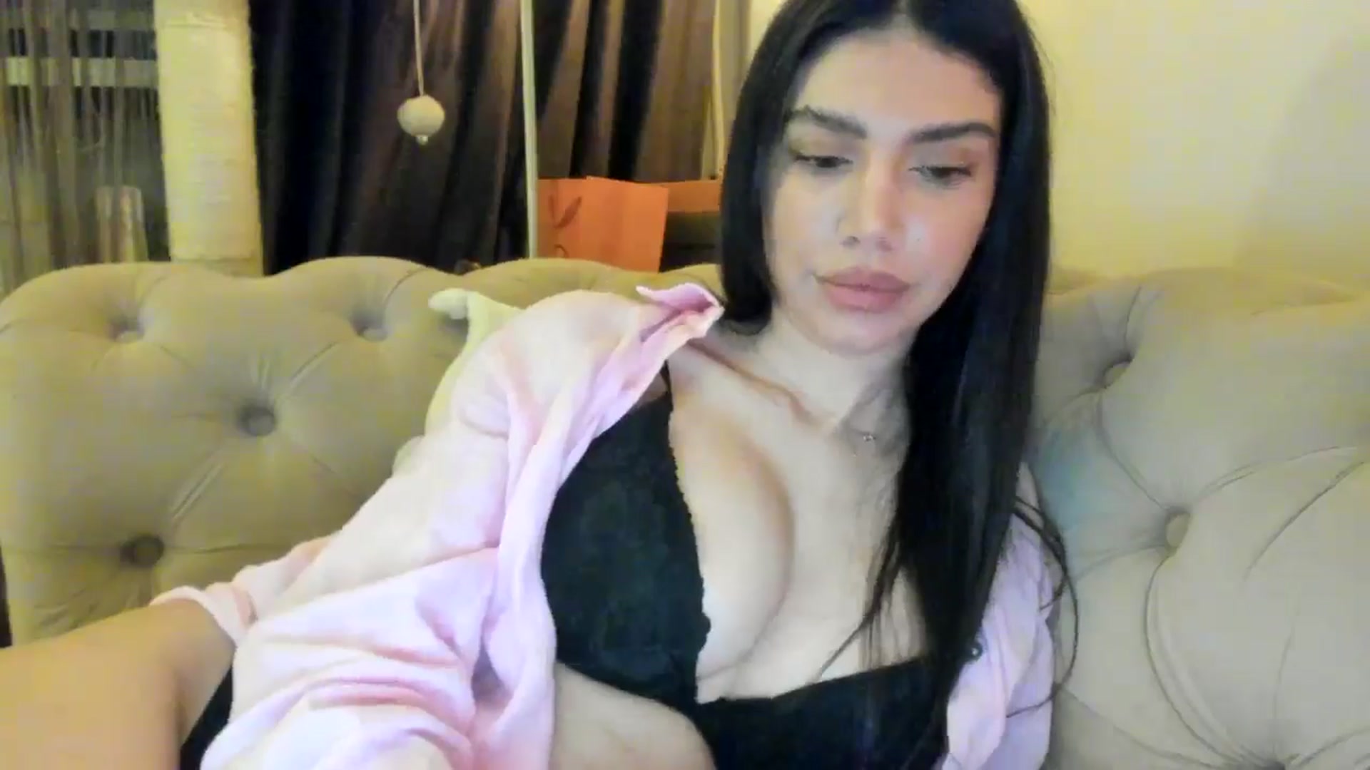 Gallery image thumbnail from SashaLopez's myfreecams stream on, 02/06/2025, 21:16 image 9 of 20