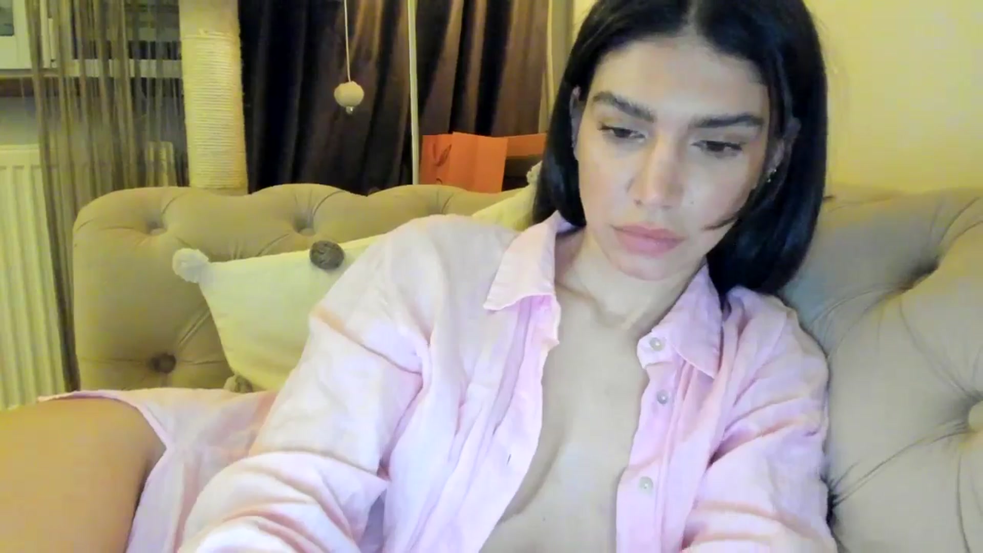 Gallery image thumbnail from SashaLopez's myfreecams stream on, 02/07/2025, 01:11 image 7 of 20