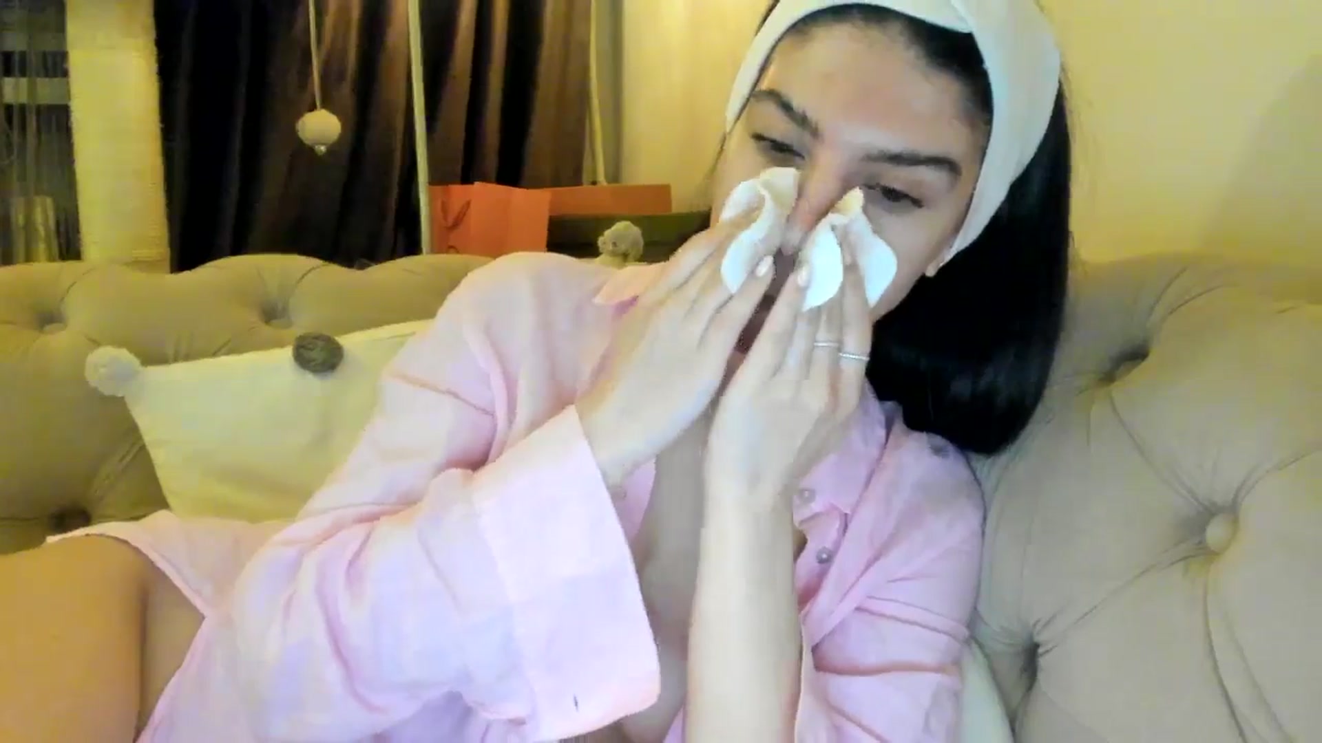 Gallery image thumbnail from SashaLopez's myfreecams stream on, 02/07/2025, 01:11 image 14 of 20