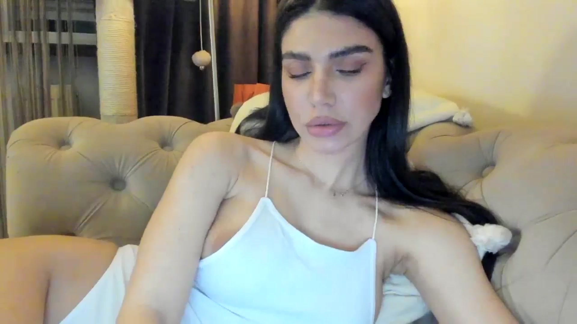 Gallery image thumbnail from SashaLopez's myfreecams stream on, 02/14/2025, 20:57 image 4 of 20