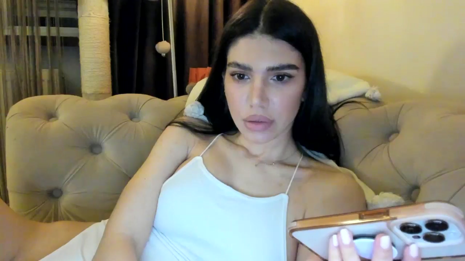 Gallery image thumbnail from SashaLopez's myfreecams stream on, 02/14/2025, 20:57 image 20 of 20