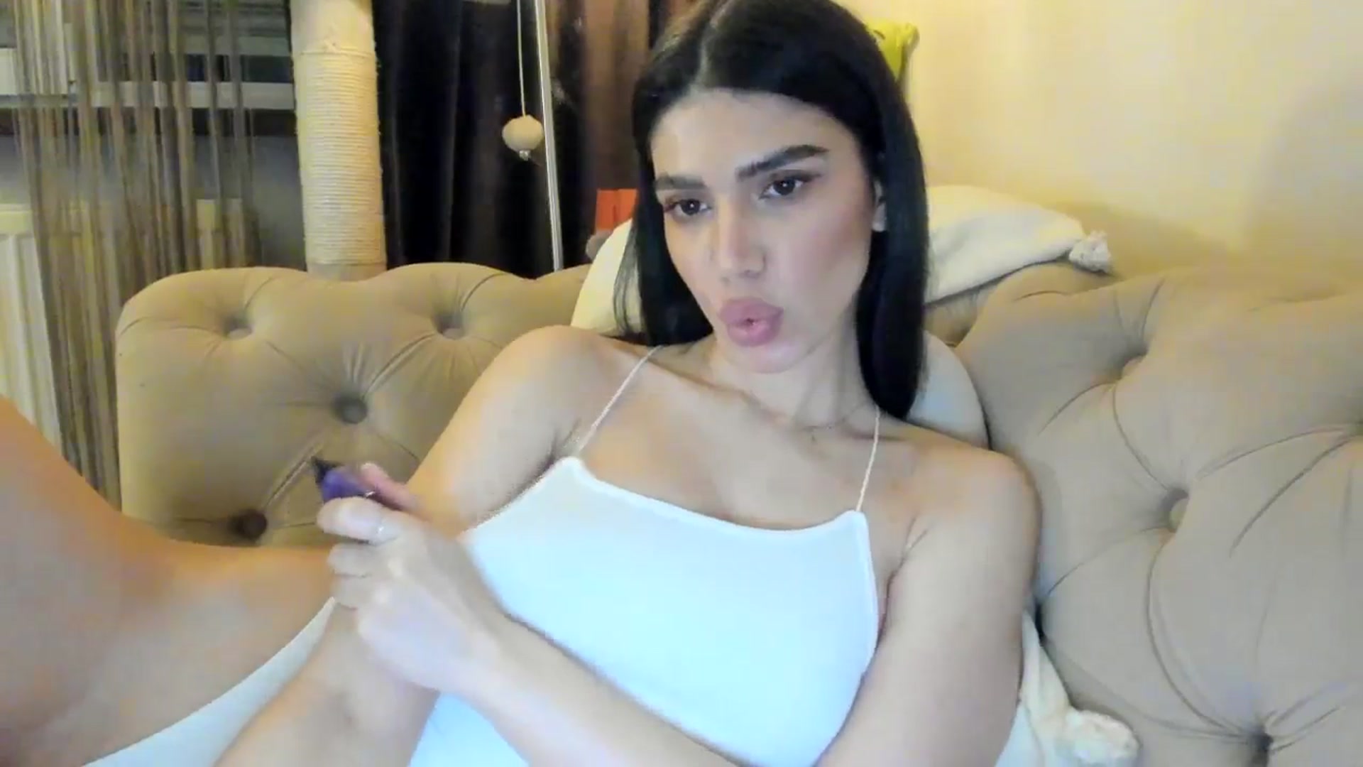 Gallery image thumbnail from SashaLopez's myfreecams stream on, 02/14/2025, 21:19 image 18 of 20