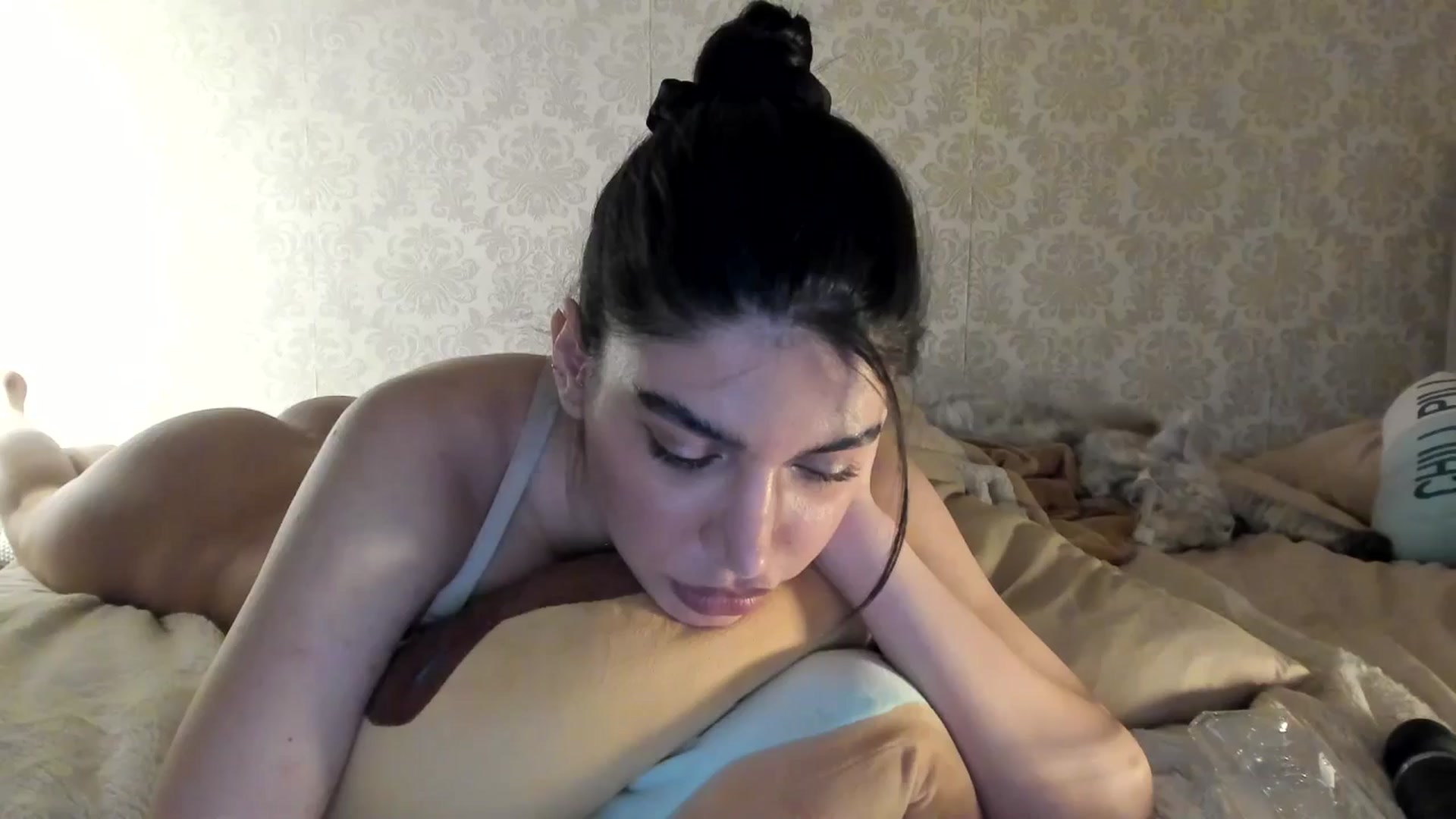 Gallery image thumbnail from SashaLopez's myfreecams stream on, 03/02/2025, 22:21 image 1 of 20