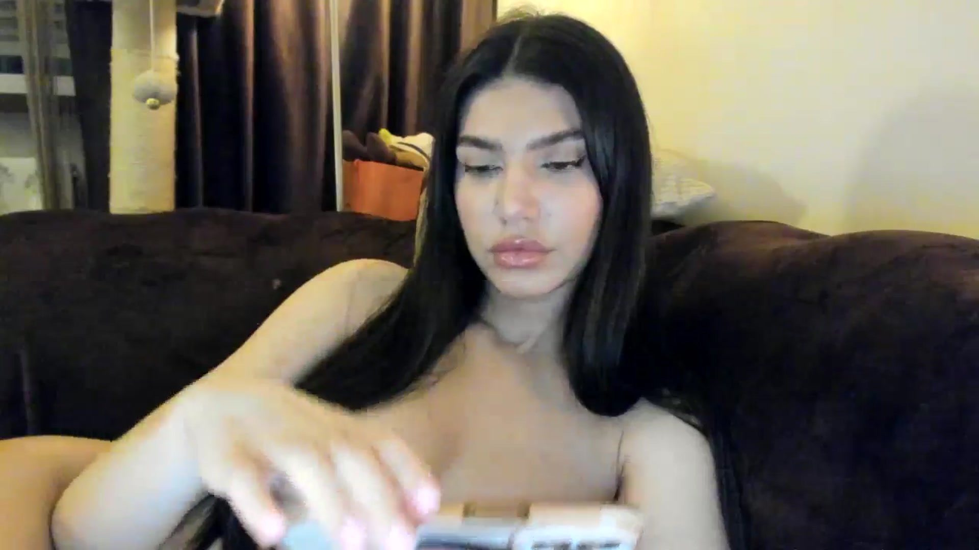 Gallery image thumbnail from SashaLopez's myfreecams stream on, 03/29/2025, 24:14 image 13 of 20