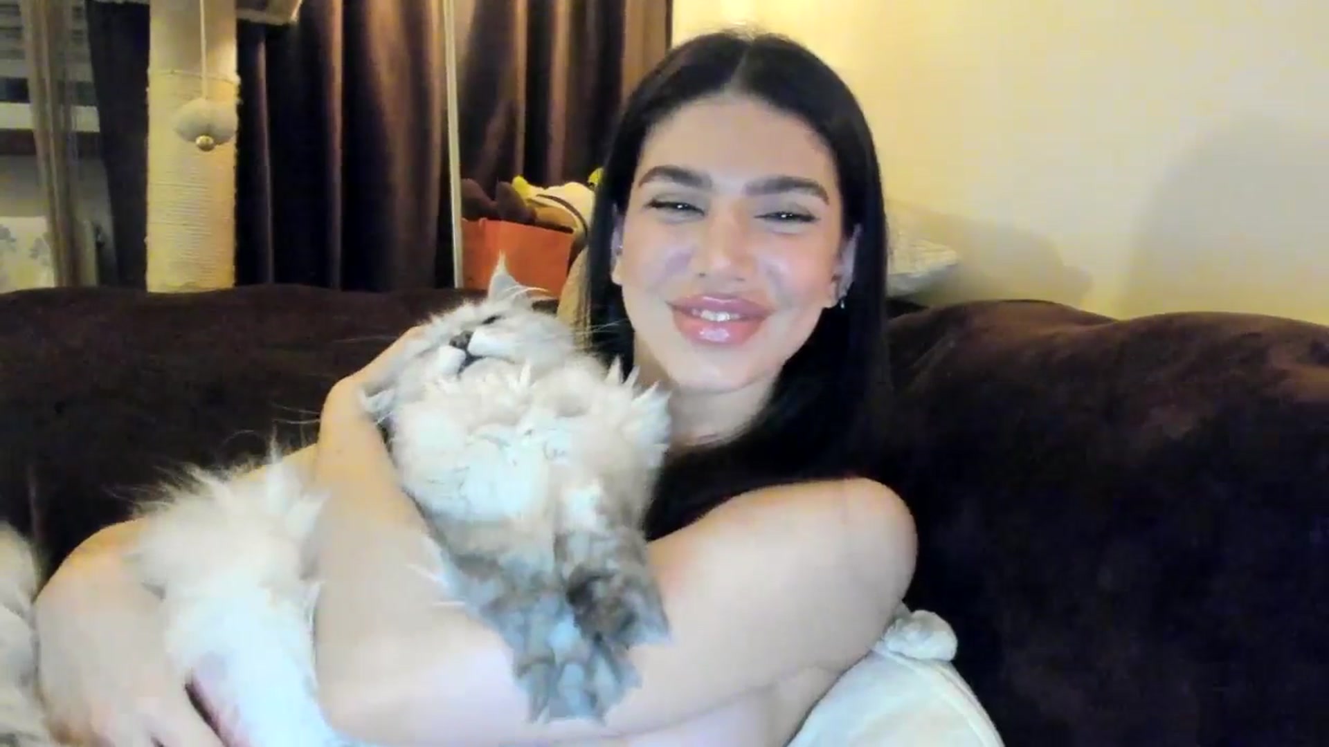 Gallery image thumbnail from SashaLopez's myfreecams stream on, 03/29/2025, 24:14 image 12 of 20