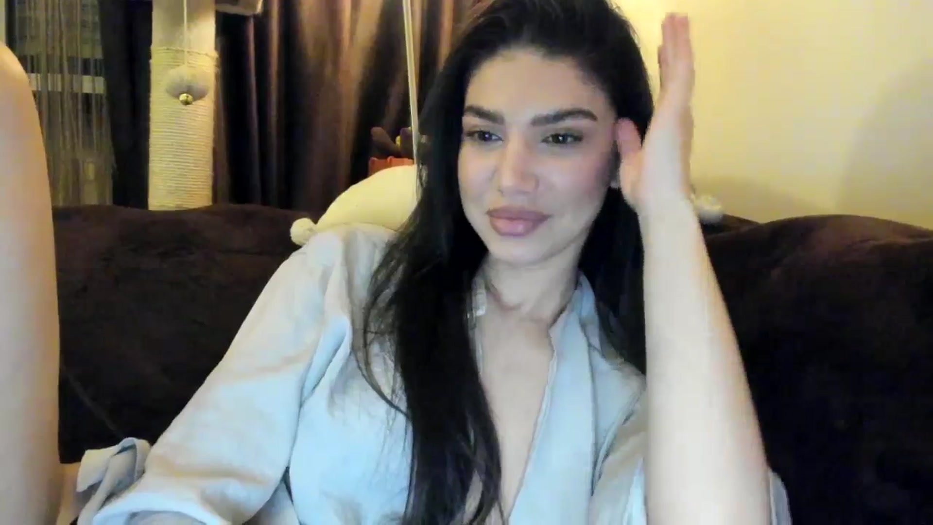 Gallery image thumbnail from SashaLopez's myfreecams stream on, 03/29/2025, 21:38 image 2 of 20