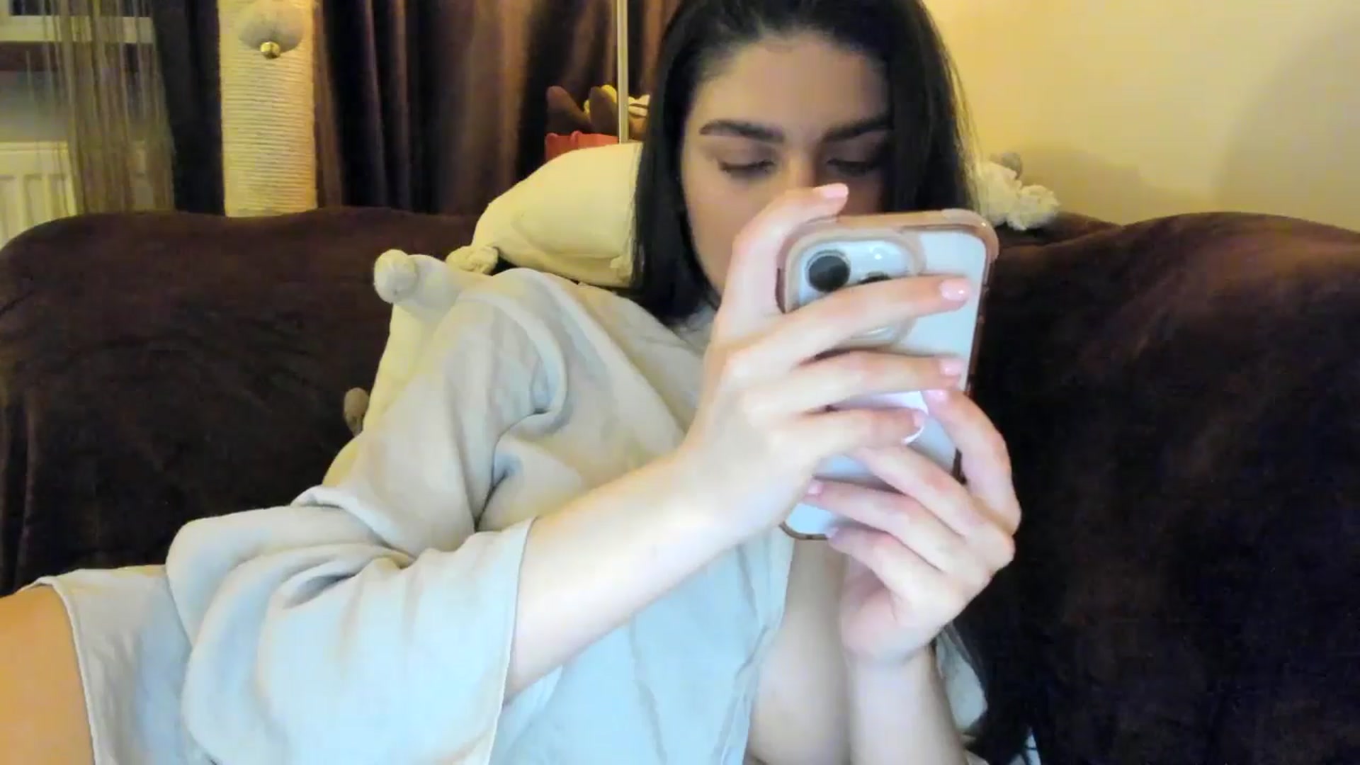 Gallery image thumbnail from SashaLopez's myfreecams stream on, 03/29/2025, 23:08 image 9 of 20