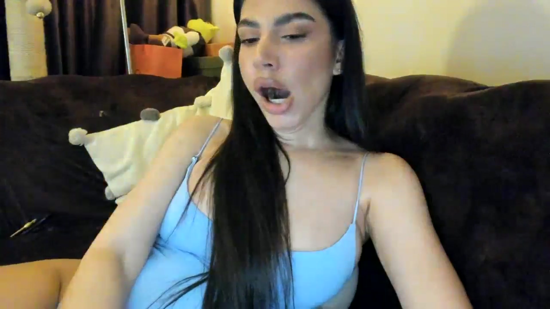 Gallery image thumbnail from SashaLopez's myfreecams stream on, 04/05/2025, 20:51 image 18 of 20