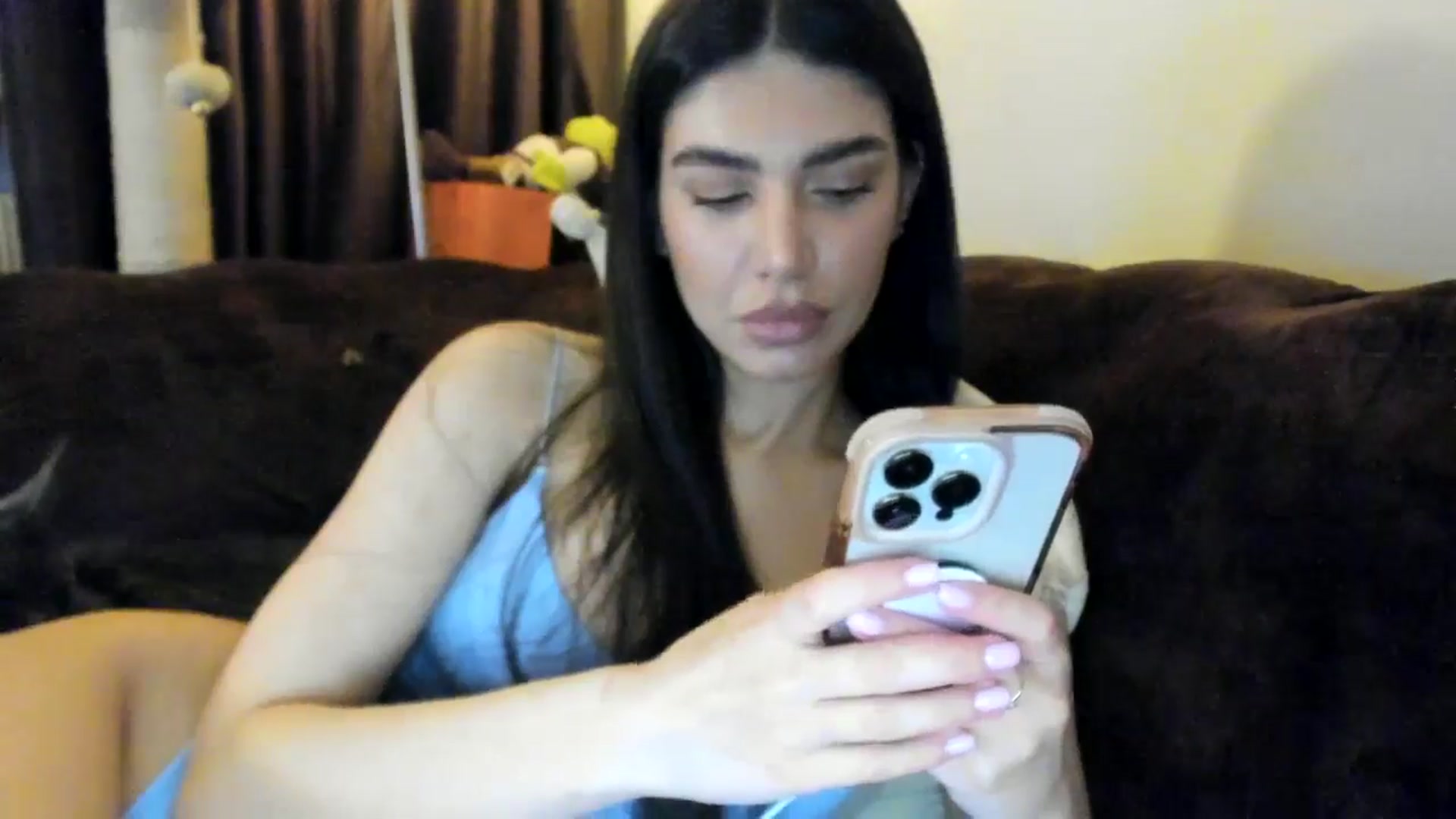 Gallery image thumbnail from SashaLopez's myfreecams stream on, 04/05/2025, 20:51 image 3 of 20