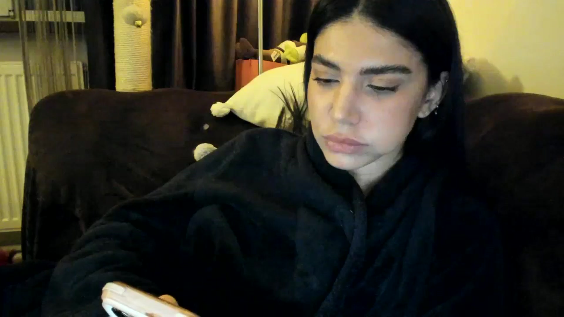 Gallery image thumbnail from SashaLopez's myfreecams stream on, 04/07/2025, 21:08 image 9 of 20