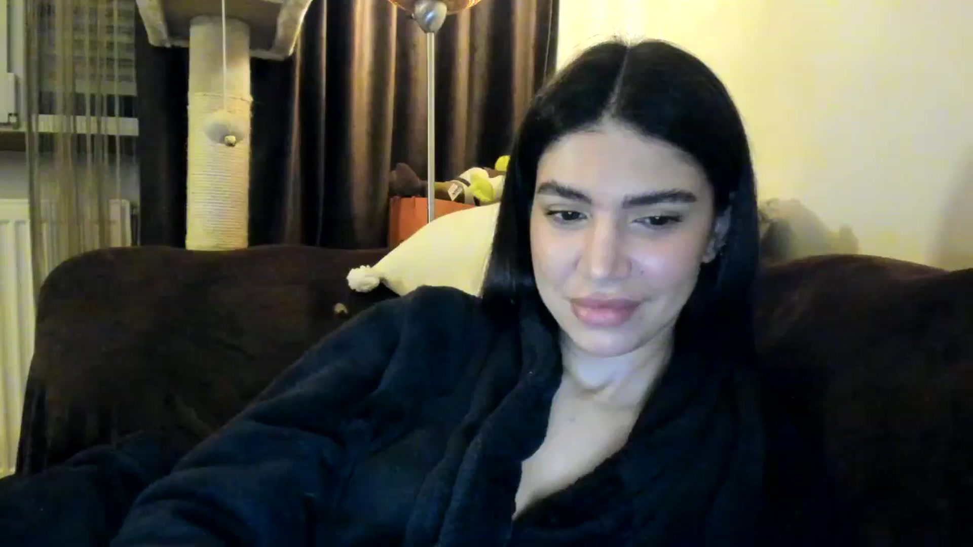 Gallery image thumbnail from SashaLopez's myfreecams stream on, 04/07/2025, 21:08 image 12 of 20