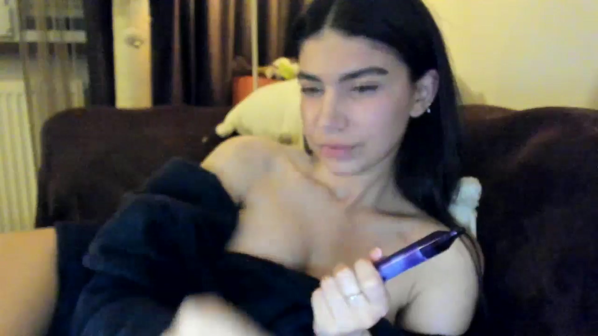 Gallery image thumbnail from SashaLopez's myfreecams stream on, 04/07/2025, 23:01 image 19 of 20