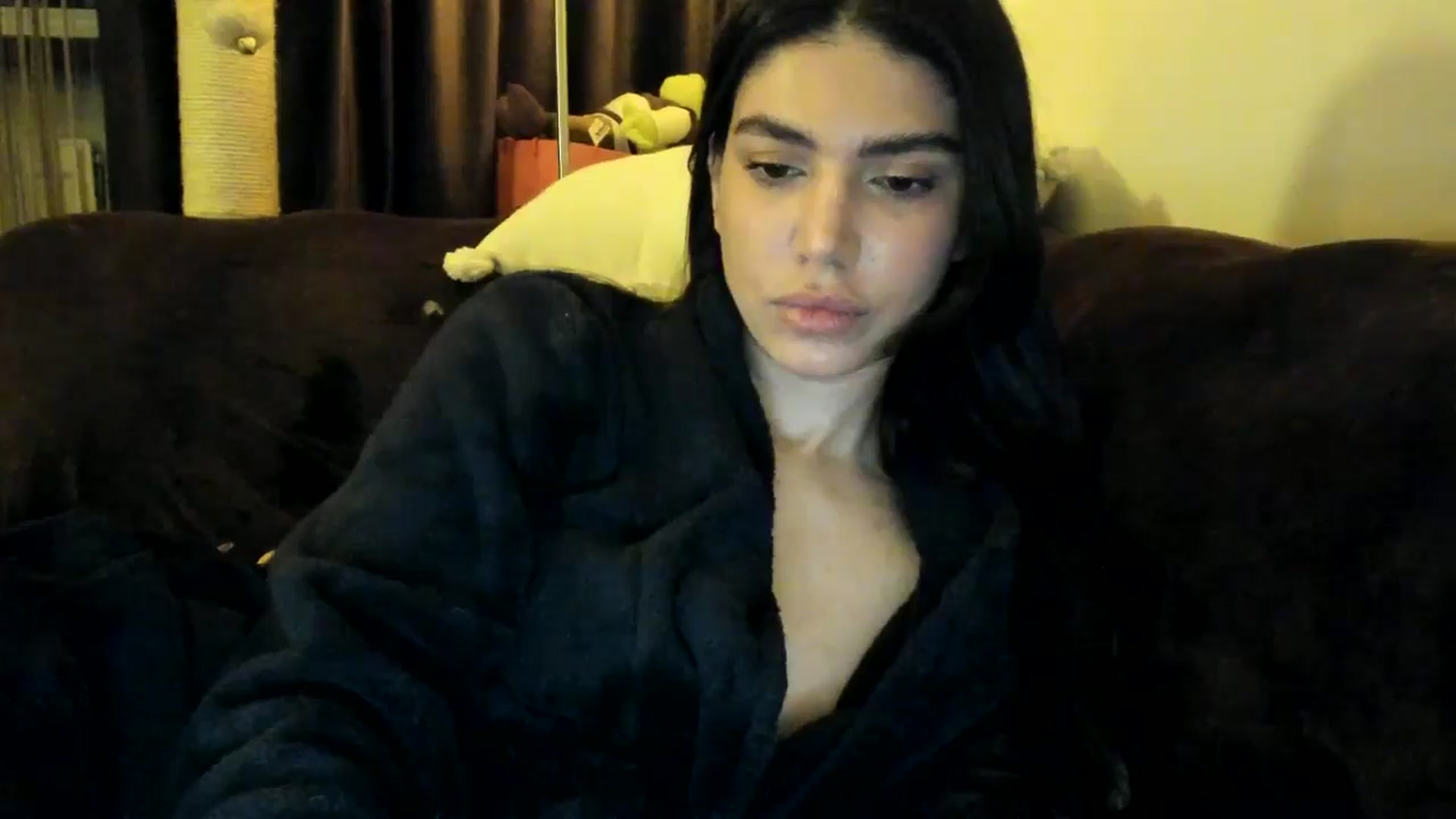 Gallery image thumbnail from SashaLopez's myfreecams stream on, 04/07/2025, 23:01 image 2 of 20