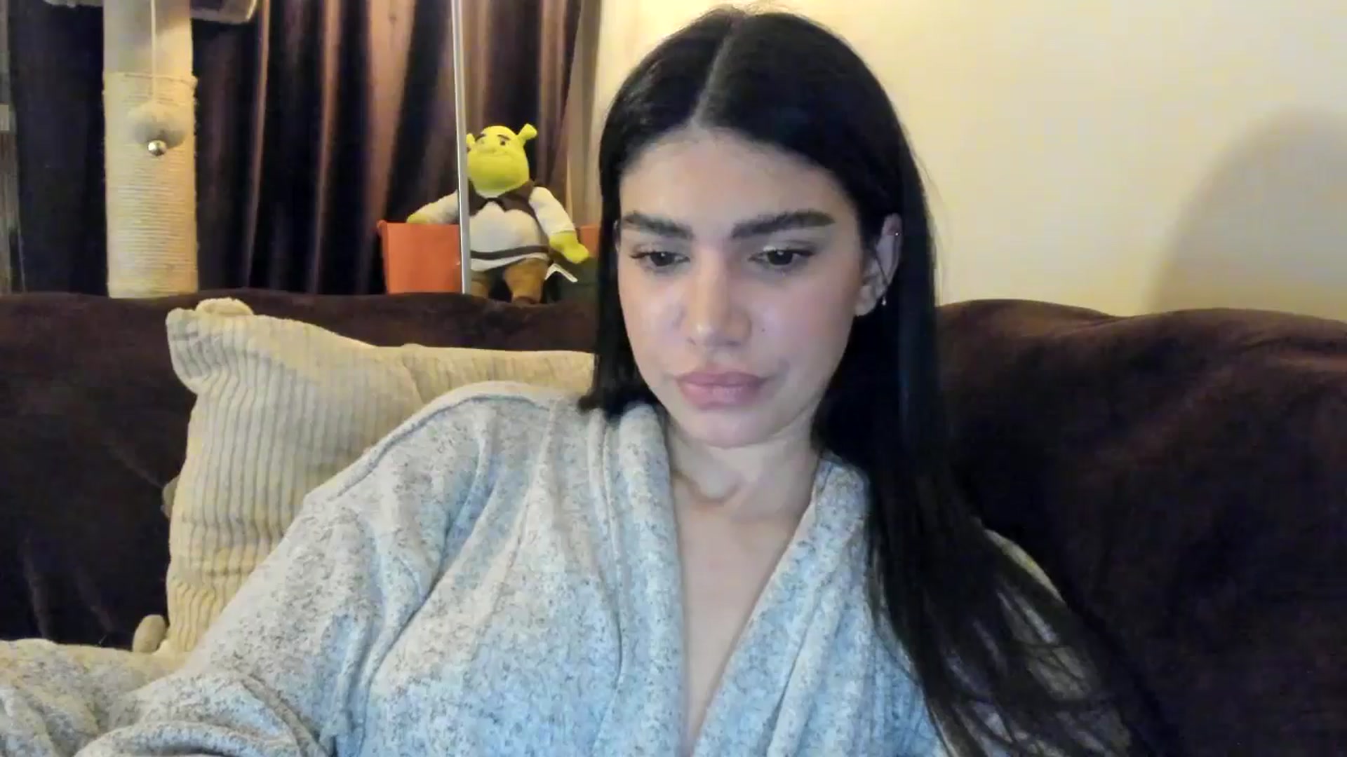 Gallery image thumbnail from SashaLopez's myfreecams stream on, 04/12/2025, 23:15 image 19 of 20