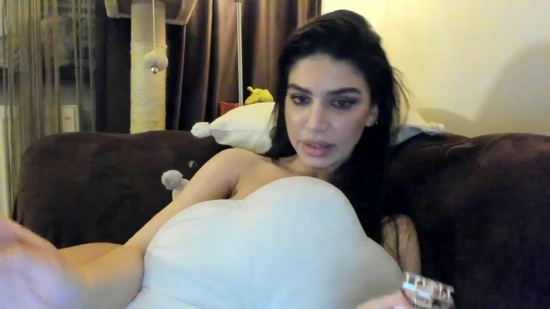 Gallery image thumbnail from SashaLopez's myfreecams stream on, 04/25/2025, 23:06 image 2 of 20