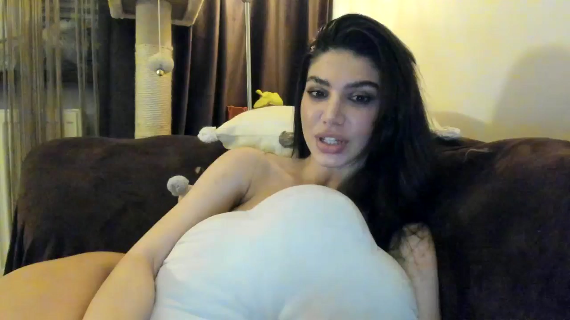 Gallery image thumbnail from SashaLopez's myfreecams stream on, 04/25/2025, 23:06 image 1 of 20