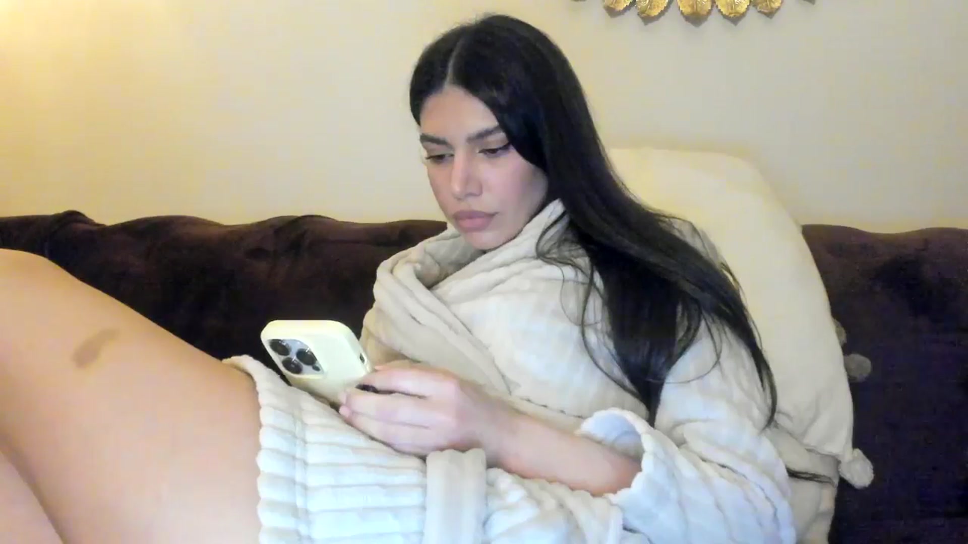 Gallery image thumbnail from SashaLopez's myfreecams stream on, 04/28/2025, 20:27 image 19 of 20