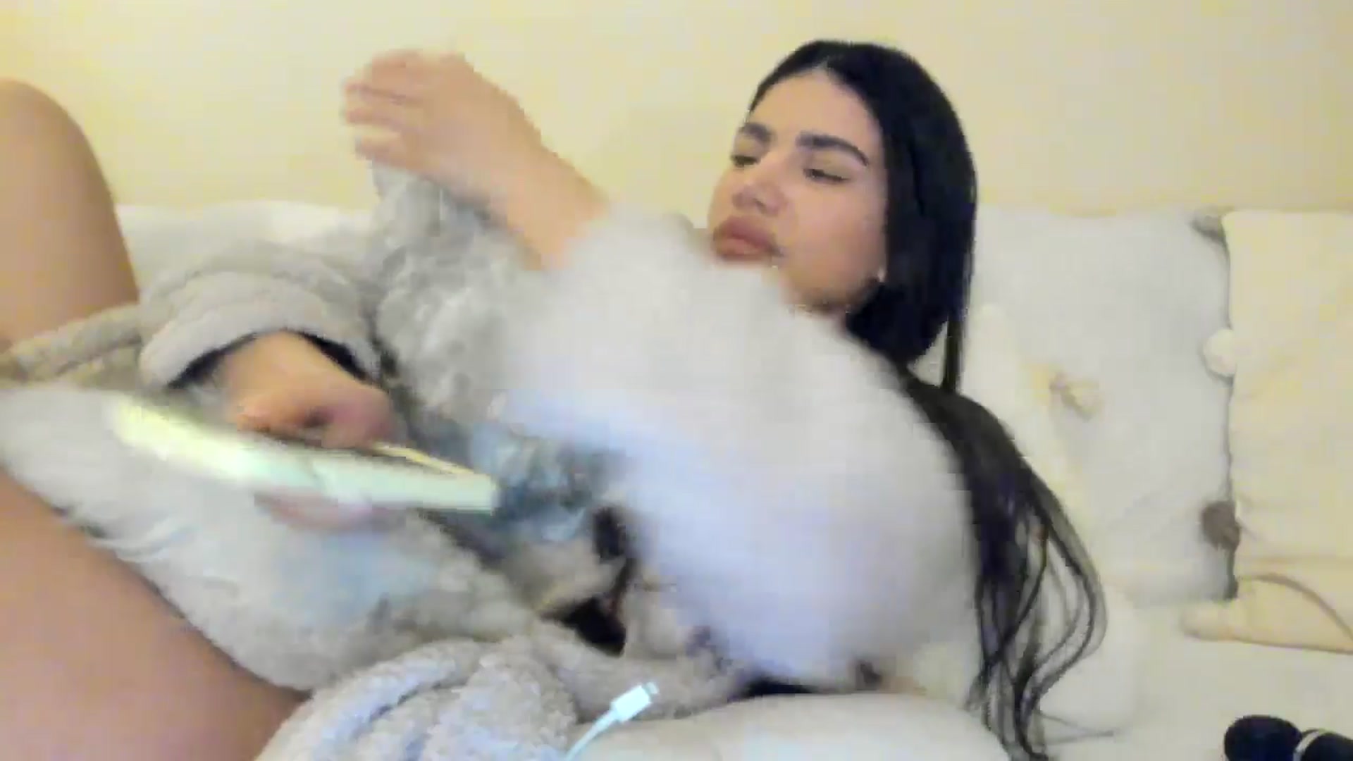 Gallery image thumbnail from SashaLopez's myfreecams stream on, 05/06/2025, 21:44 image 10 of 20