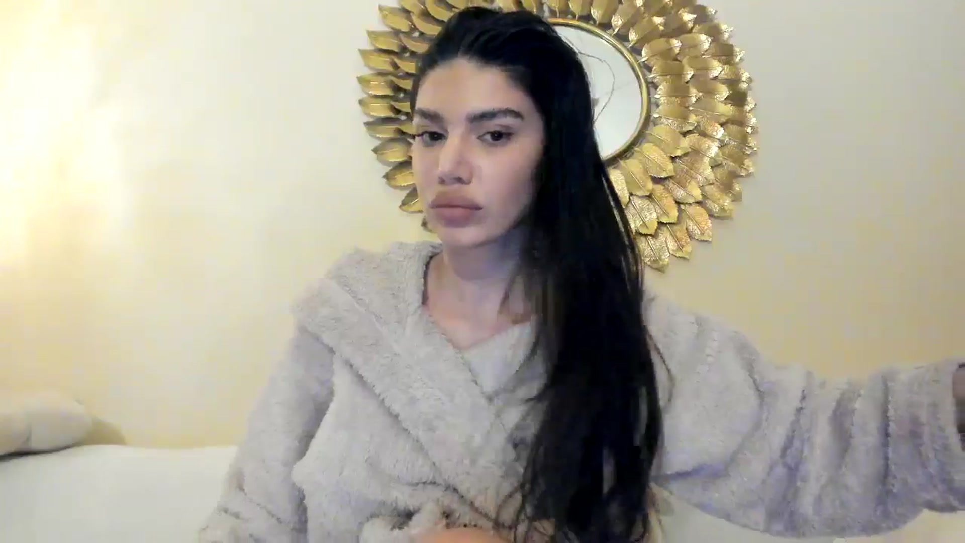 Gallery image thumbnail from SashaLopez's myfreecams stream on, 05/06/2025, 21:44 image 19 of 20