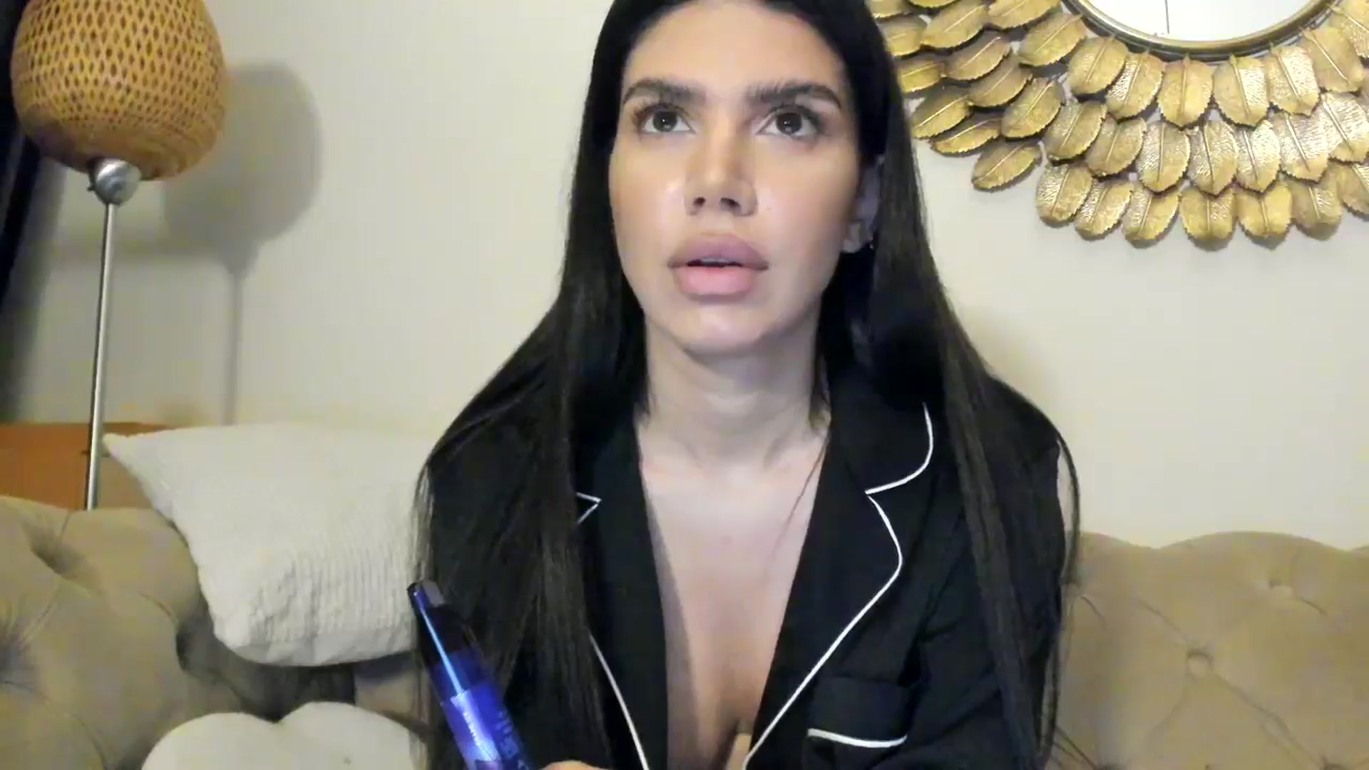 Gallery image thumbnail from SashaLopez's myfreecams stream on, 06/02/2025, 21:22 image 15 of 20