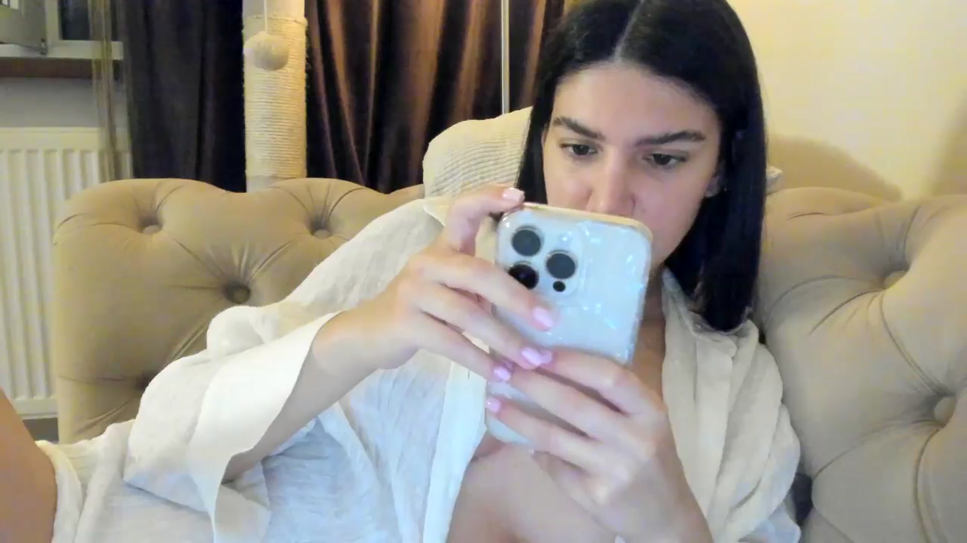 Gallery image thumbnail from SashaLopez's myfreecams stream on, 06/05/2025, 22:09 image 2 of 20