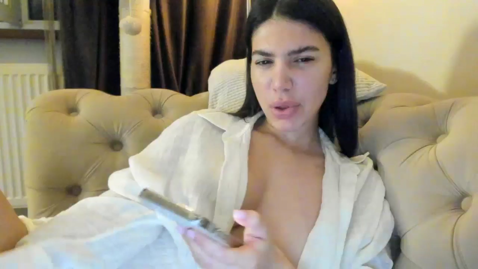 Gallery image thumbnail from SashaLopez's myfreecams stream on, 06/05/2025, 22:09 image 1 of 20