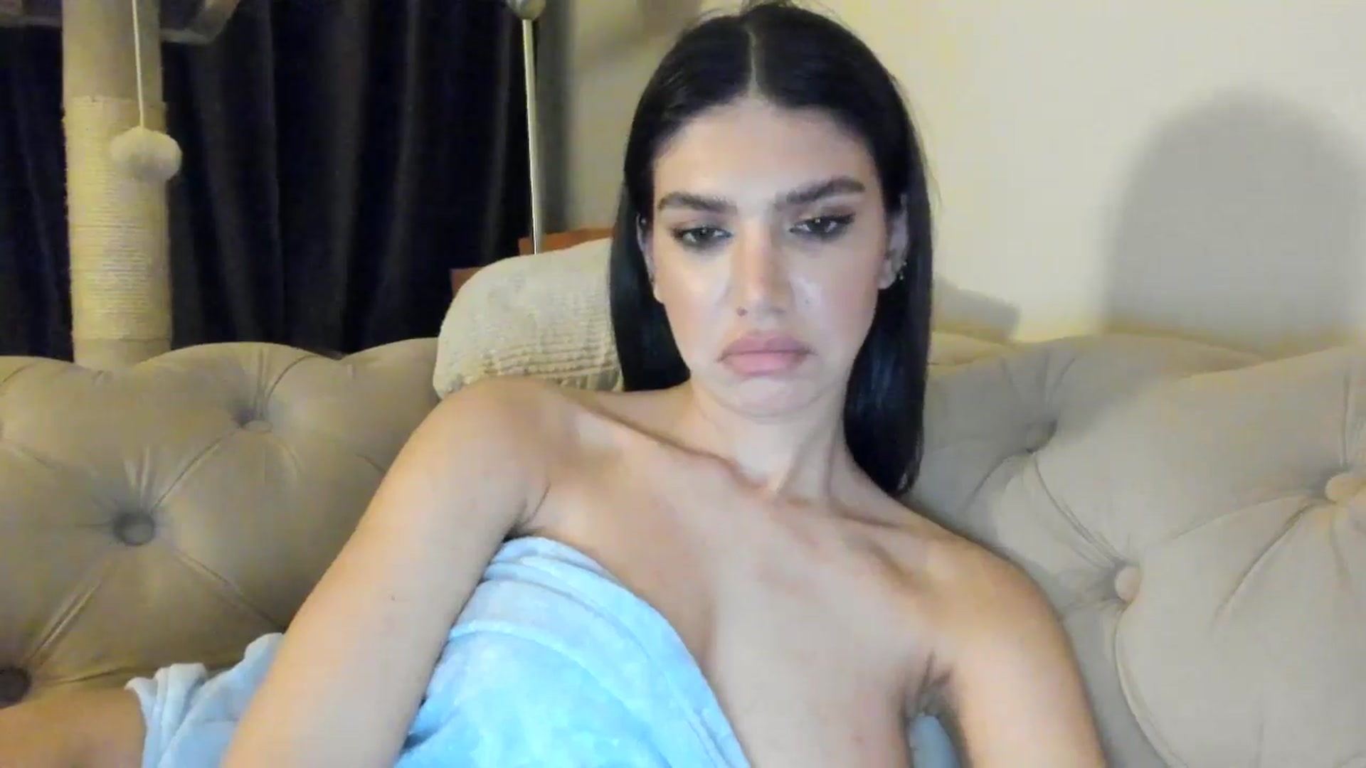 Gallery image thumbnail from SashaLopez's myfreecams stream on, 06/08/2025, 22:05 image 19 of 20